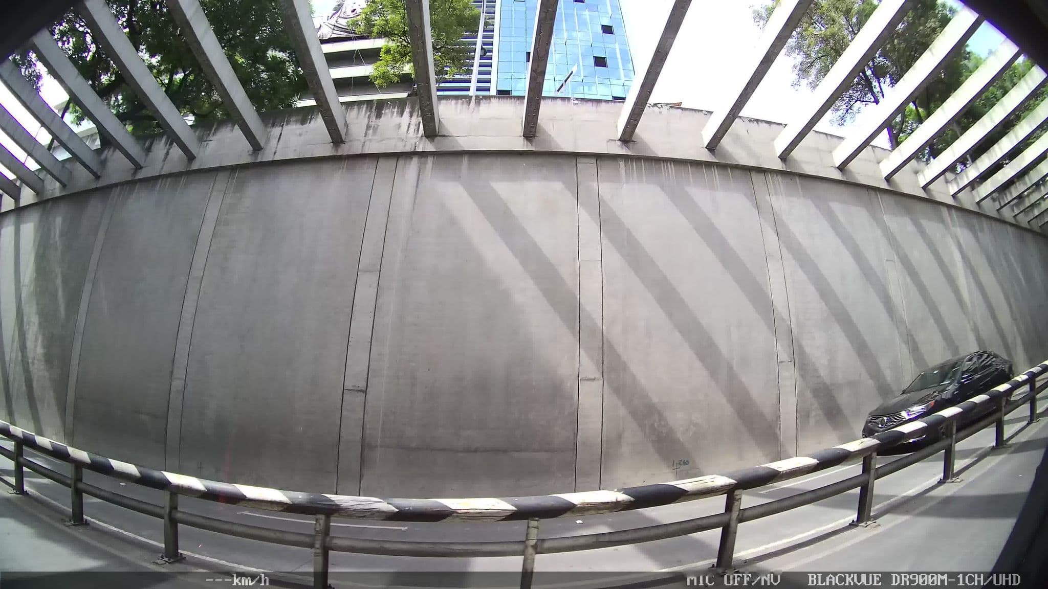 Street view near Casai Polanco, Miguel Hidalgo — © kaart_2 (CC BY-SA · Mapillary)