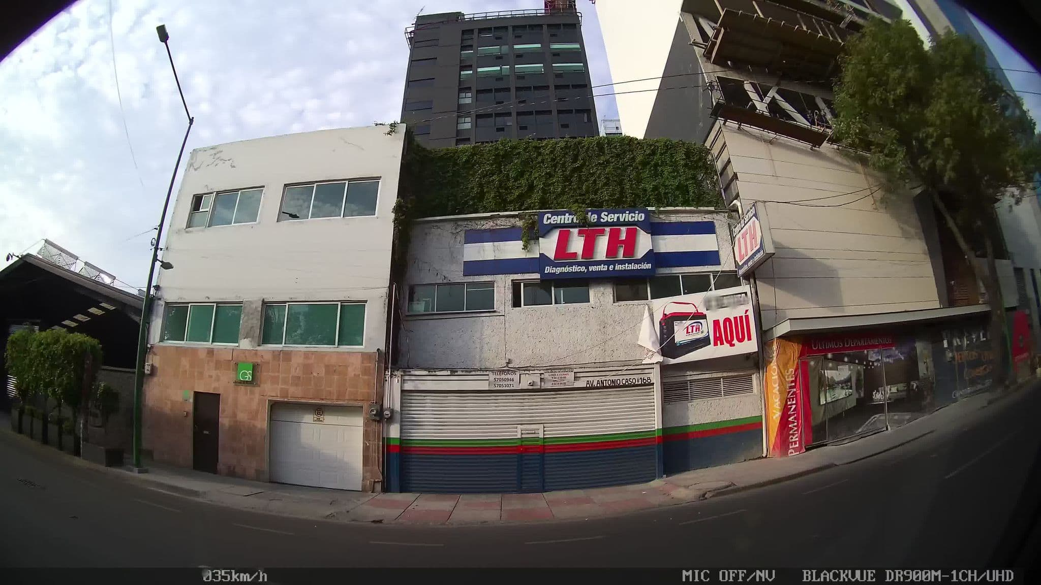 Street view near Hotel Shybarys, Cuauhtémoc — © kaart_2 (CC BY-SA · Mapillary)