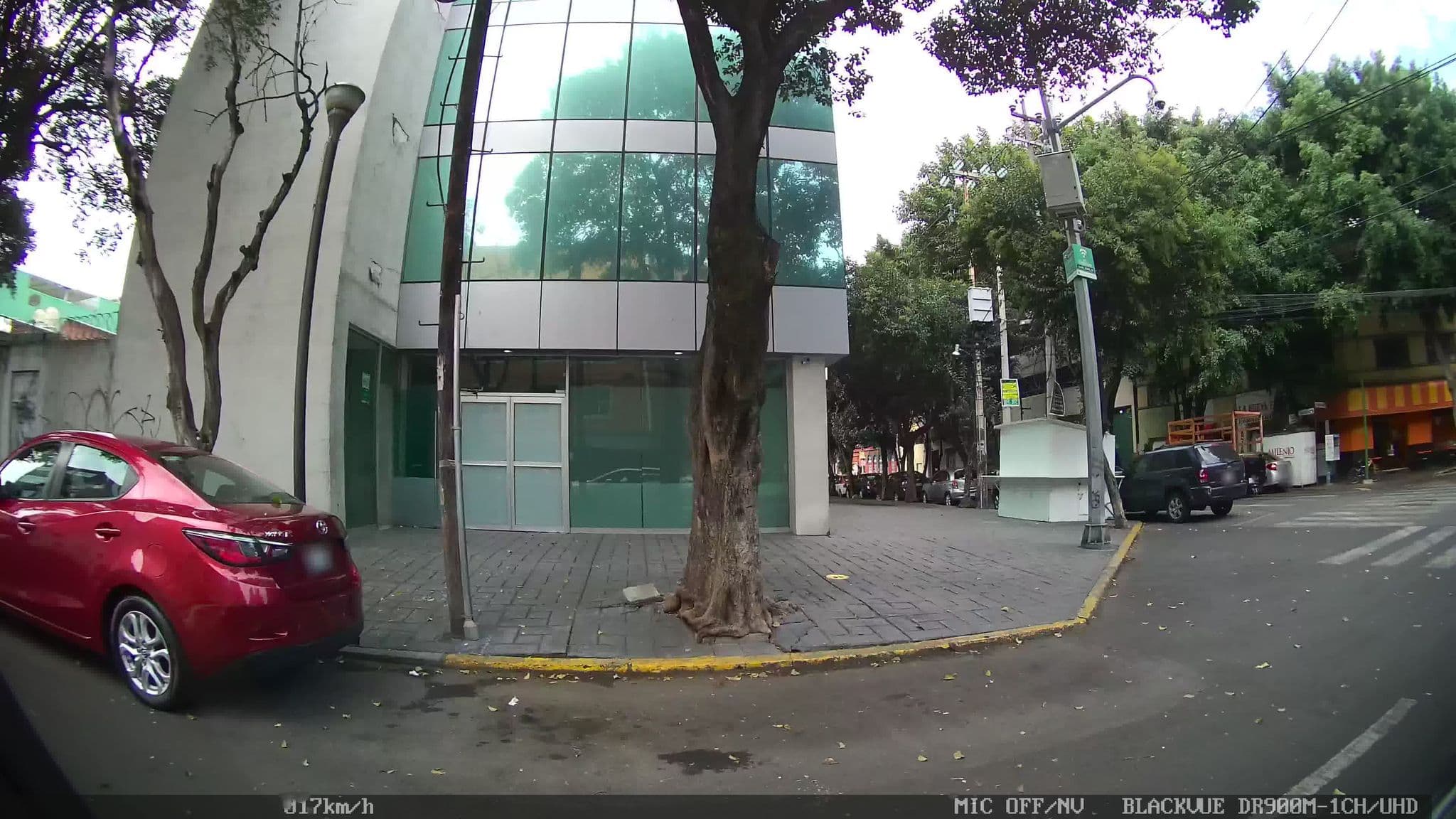 Street view near hotel uno77, Cuauhtémoc — © kaart_2 (CC BY-SA · Mapillary)