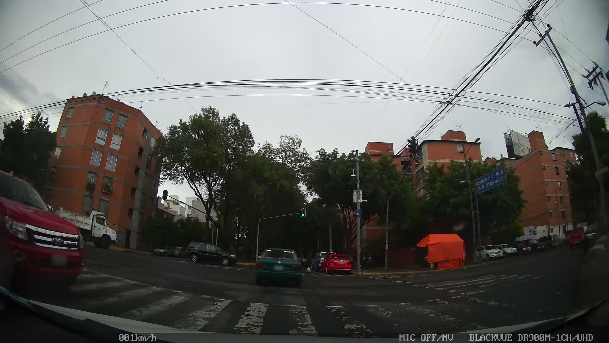Street view near Hotel chayrel, Cuauhtémoc — © kaart_1 (CC BY-SA · Mapillary)