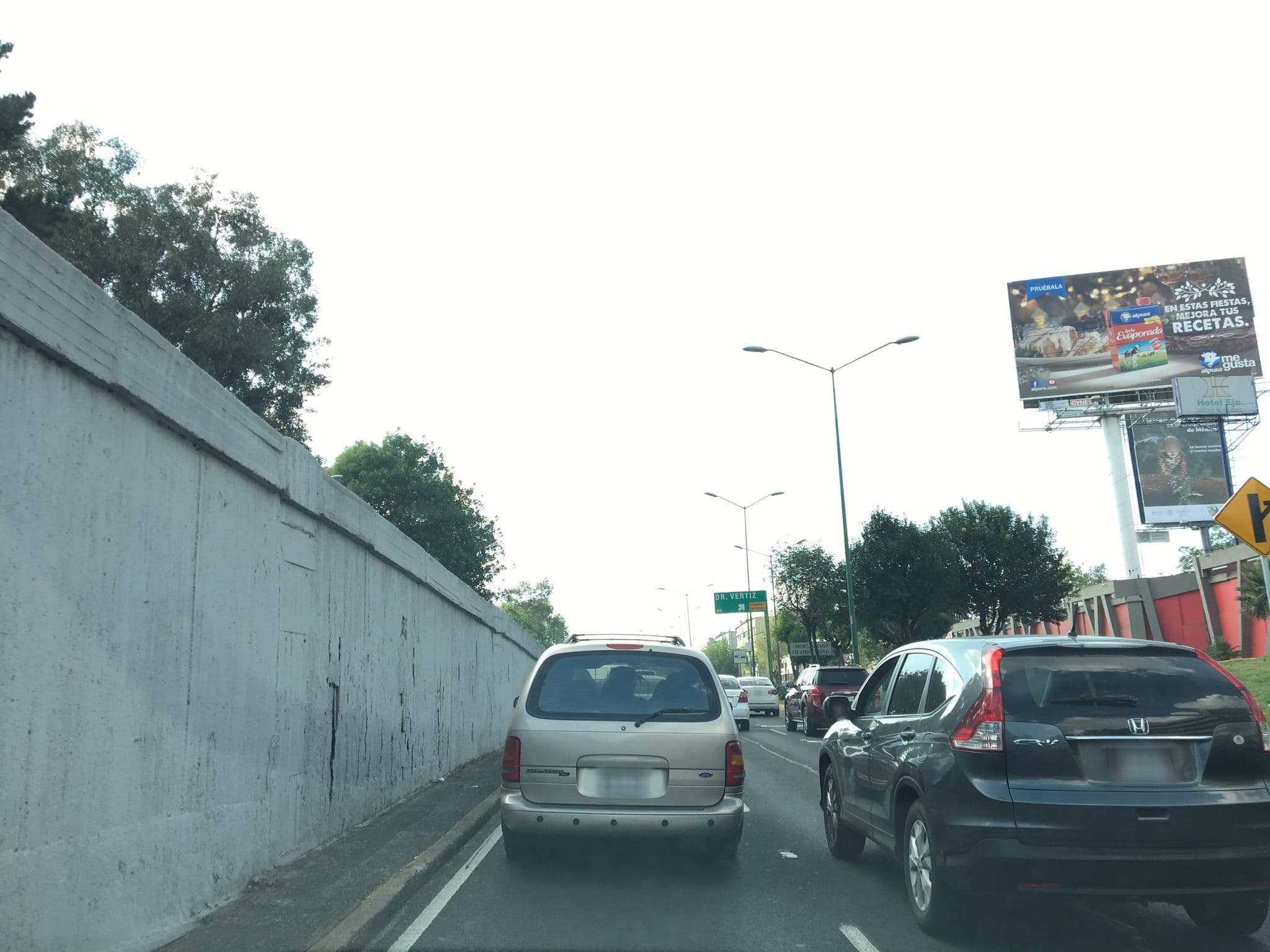 Street view near Hotelera Viaducto, Colonia del Valle — © ccossio (CC BY-SA · Mapillary)