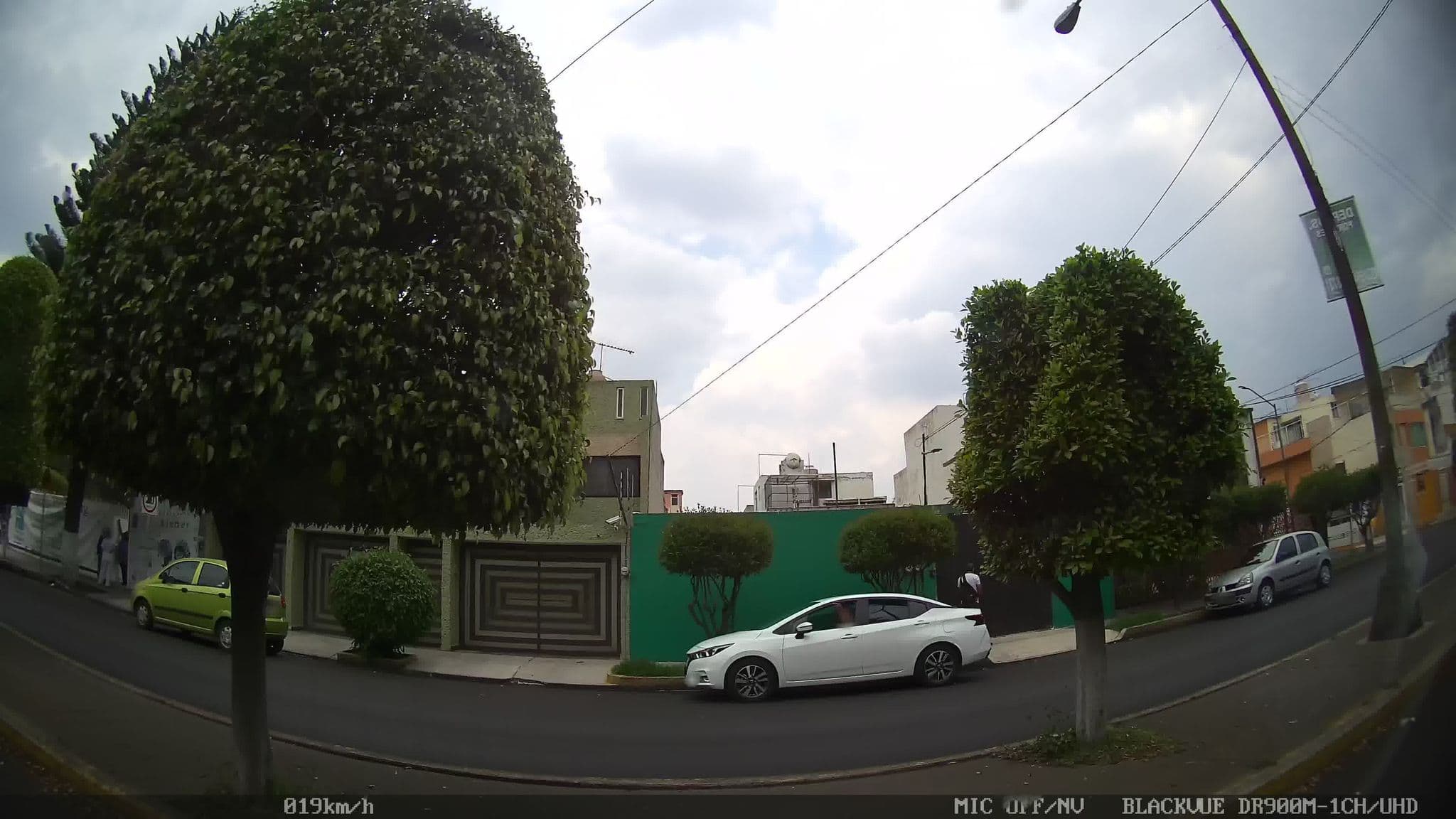 Street view near Hotel Acapulco Princess, Colonia Nativitas — © kaart_4 (CC BY-SA · Mapillary)