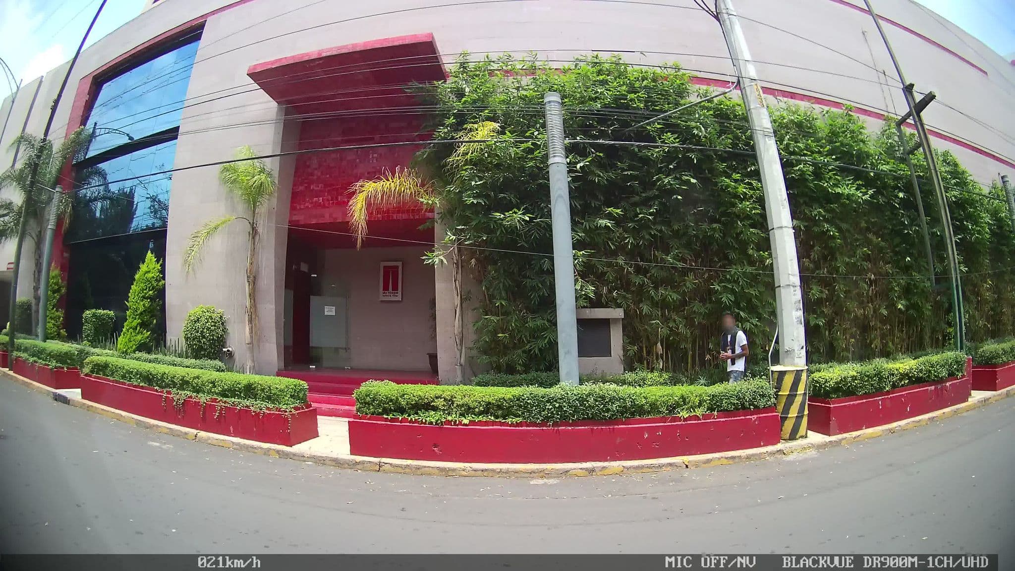 Street view near Hotel Y Villas Las Torres, Colonia Nativitas — © kaart_4 (CC BY-SA · Mapillary)