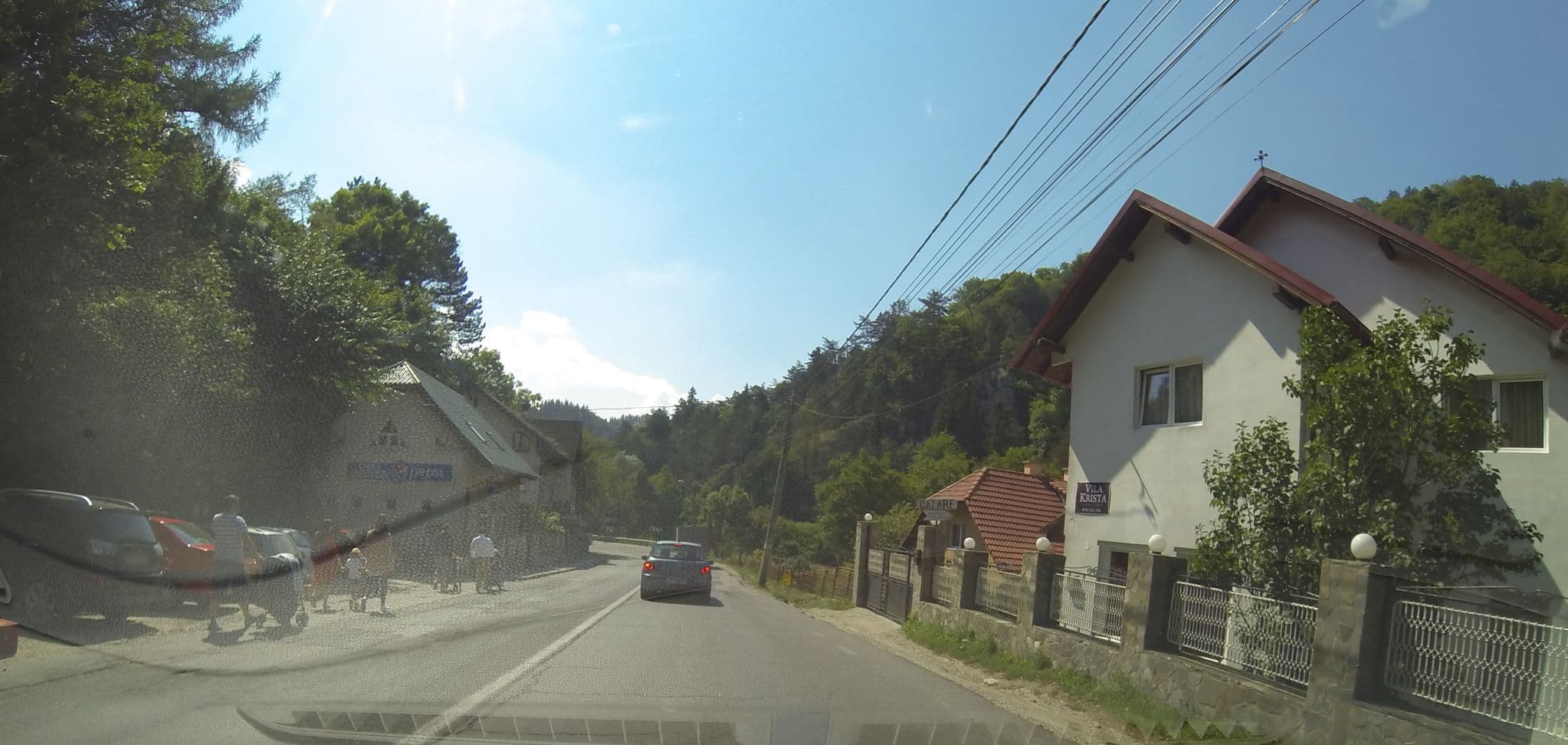 Street view near Vila Krista, Bran — © deeeznuuuts (CC BY-SA · Mapillary)