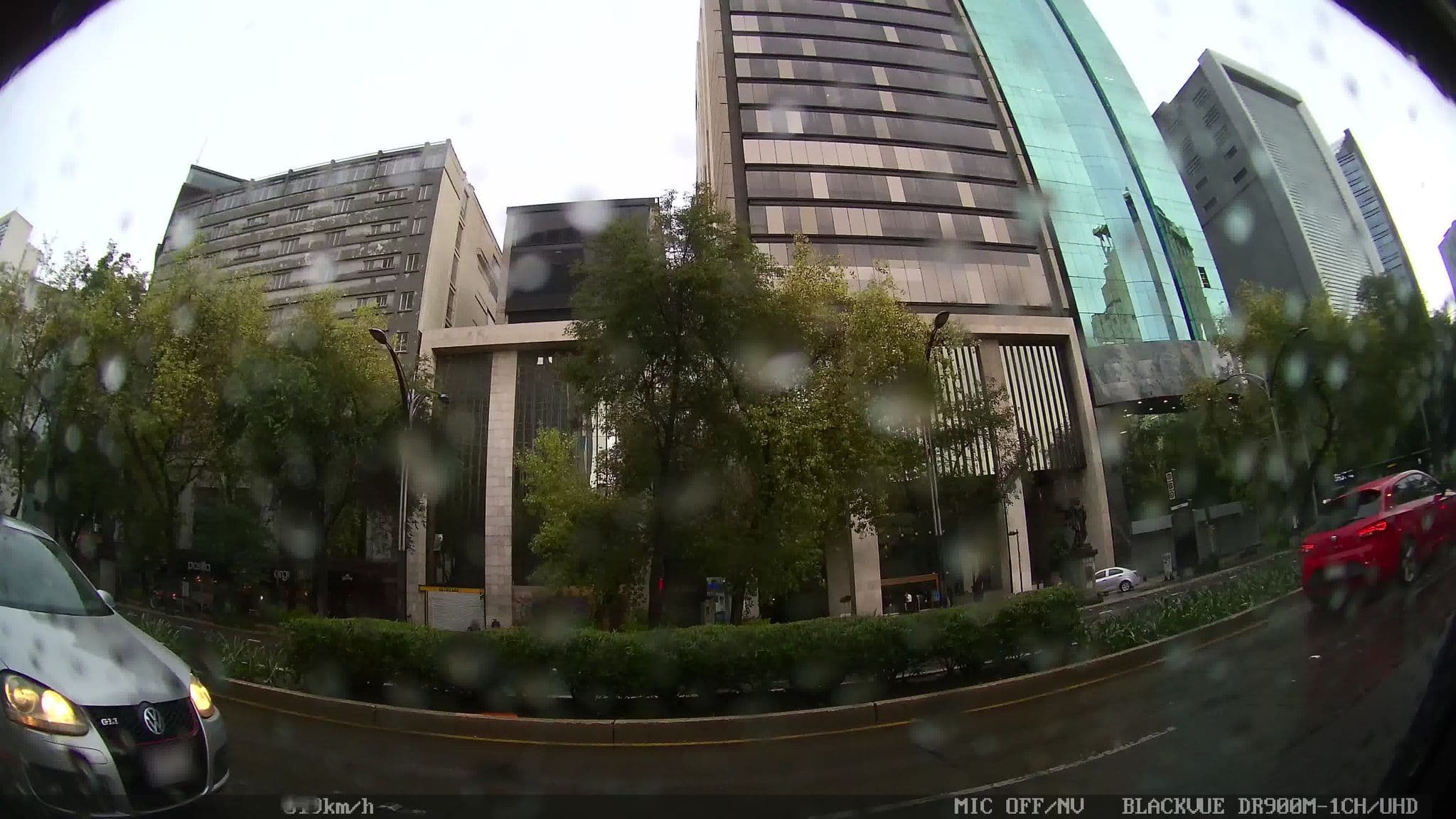 Street view near Hotel Reforma Pani, Cuauhtémoc — © kaart_2 (CC BY-SA · Mapillary)