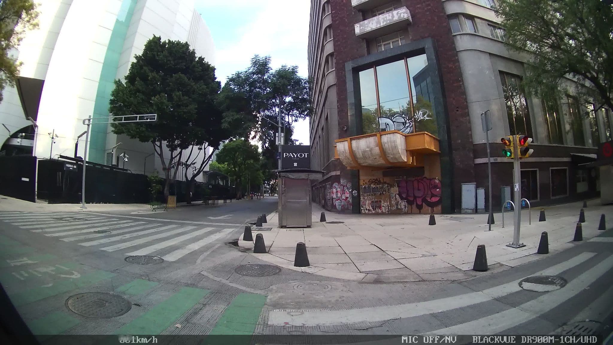 Street view near Hotel Reforma, Cuauhtémoc — © kaart_2 (CC BY-SA · Mapillary)