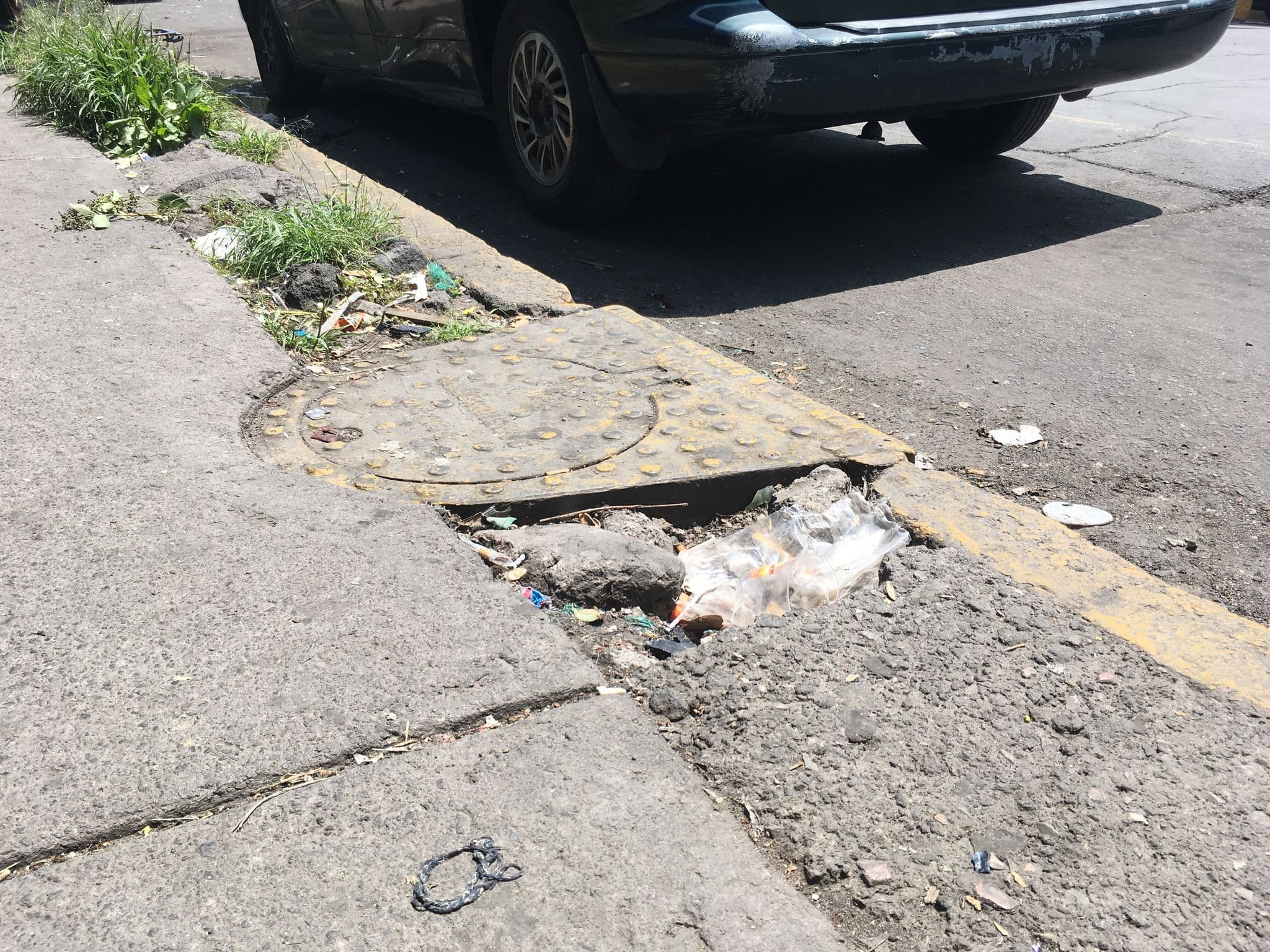 Street view near Hotel Unico, Mexico City — © caminitoescuela (CC BY-SA · Mapillary)