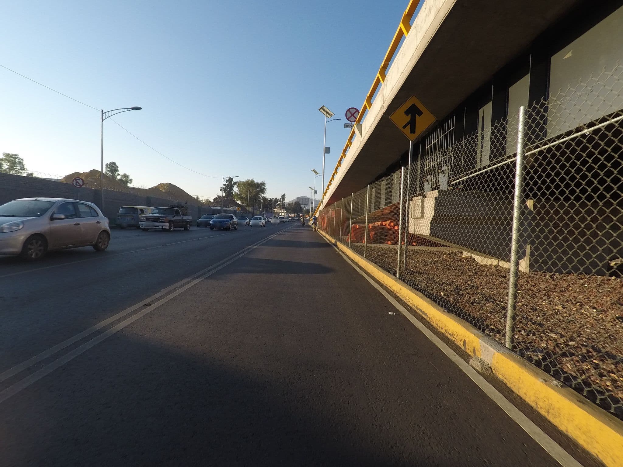 Street view near Godems, Iztacalco — © brujulanorte (CC BY-SA · Mapillary)