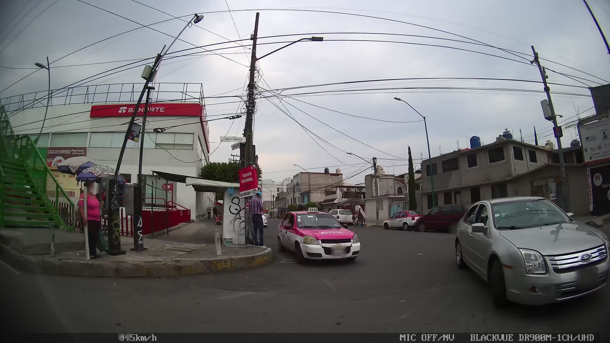 Street view near Hotel Estrella De Oriente, Iztacalco — © kaart_4 (CC BY-SA · Mapillary)
