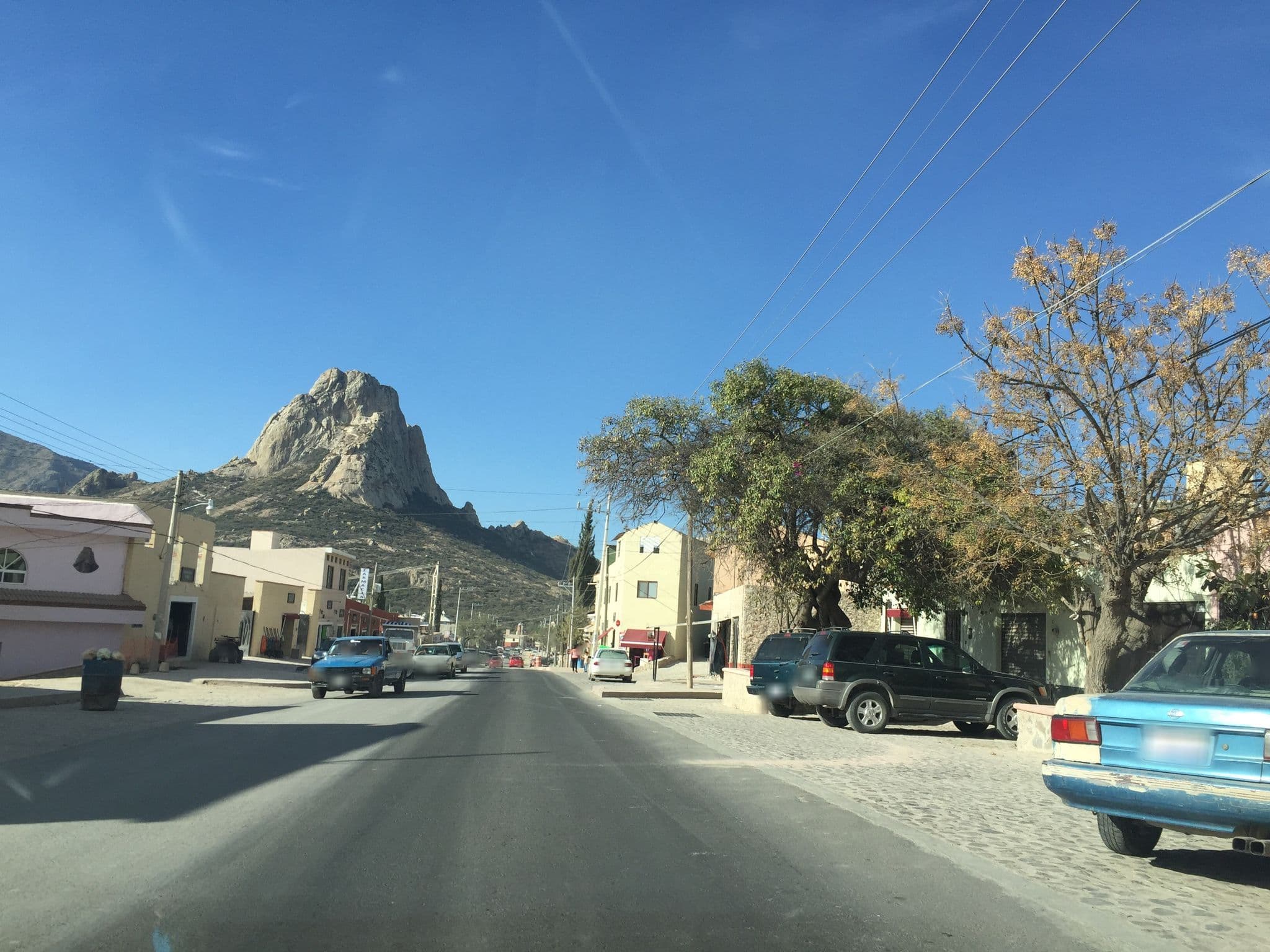 Street view near Hotel Plaza Bernal, Bernal — © mapeadora (CC BY-SA · Mapillary)