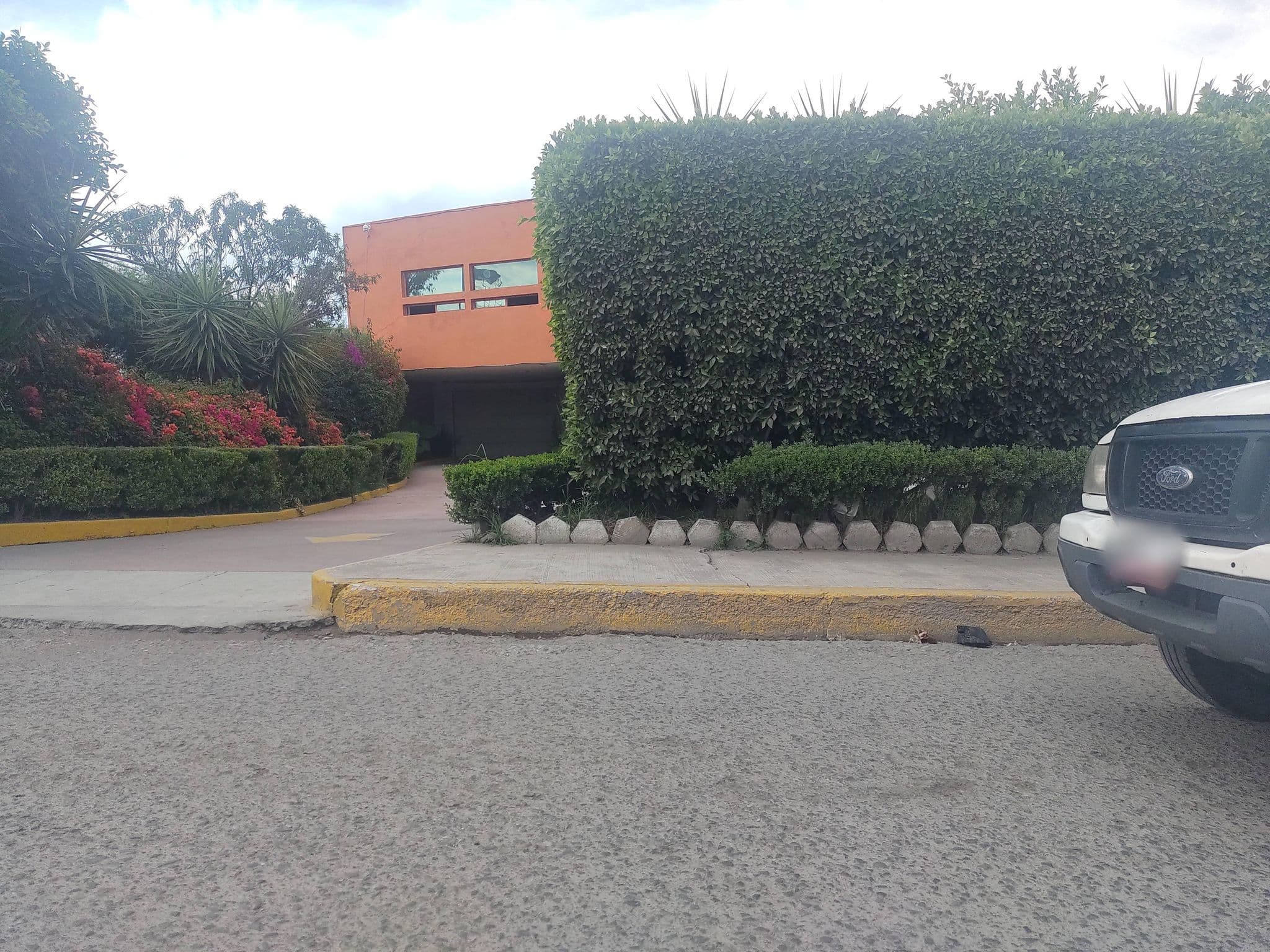 Street view near Hotel La Finca, Jorobas — © mapeadora (CC BY-SA · Mapillary)
