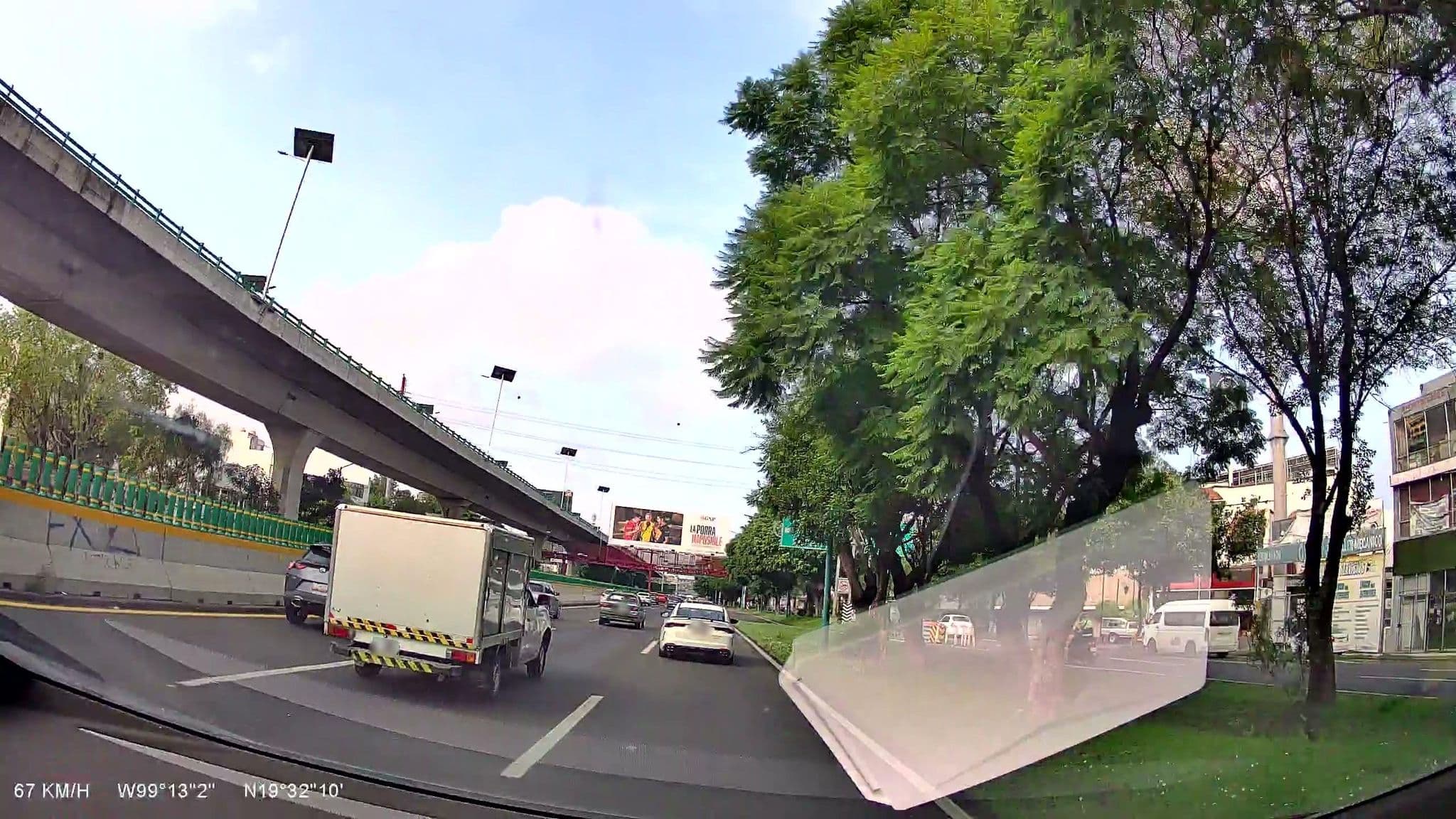 Street view near V Motel Boutique Periferico Norte, Vista Hermosa — © vsalgado (CC BY-SA · Mapillary)