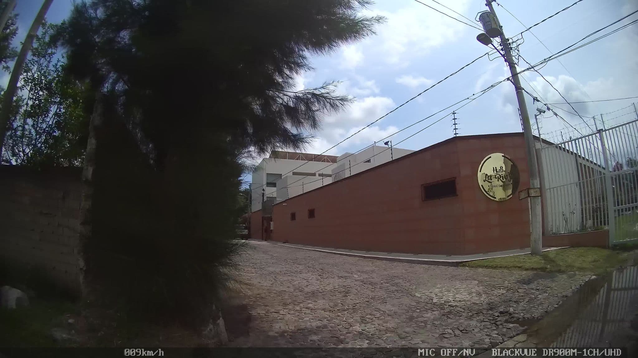 Street view near Hotel Boutique La Rioja, Atlixco — © kaart_4 (CC BY-SA · Mapillary)