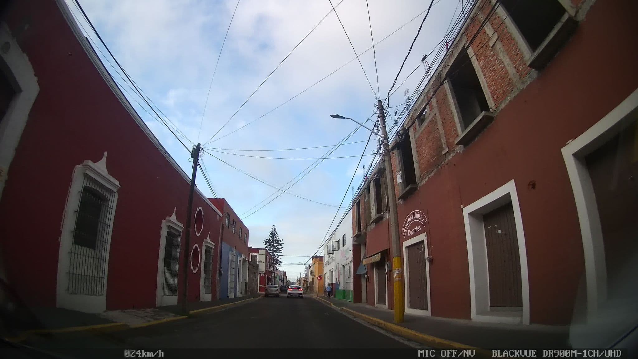Street view near Casa Eva Hotel Boutique & Spa, Cholula — © kaart_4 (CC BY-SA · Mapillary)