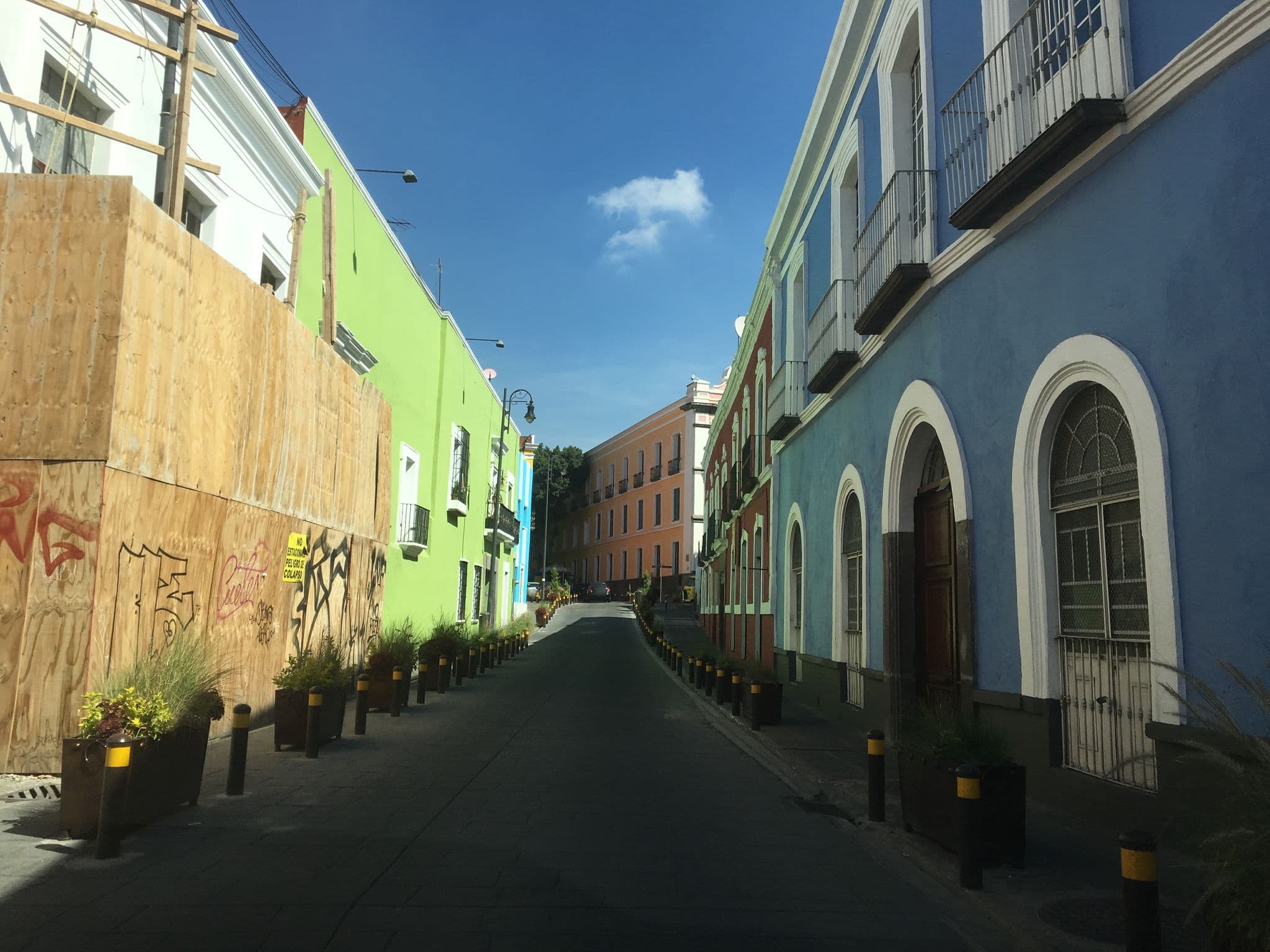 Street view near Hostal Santa Maria, Puebla — © ccossio (CC BY-SA · Mapillary)