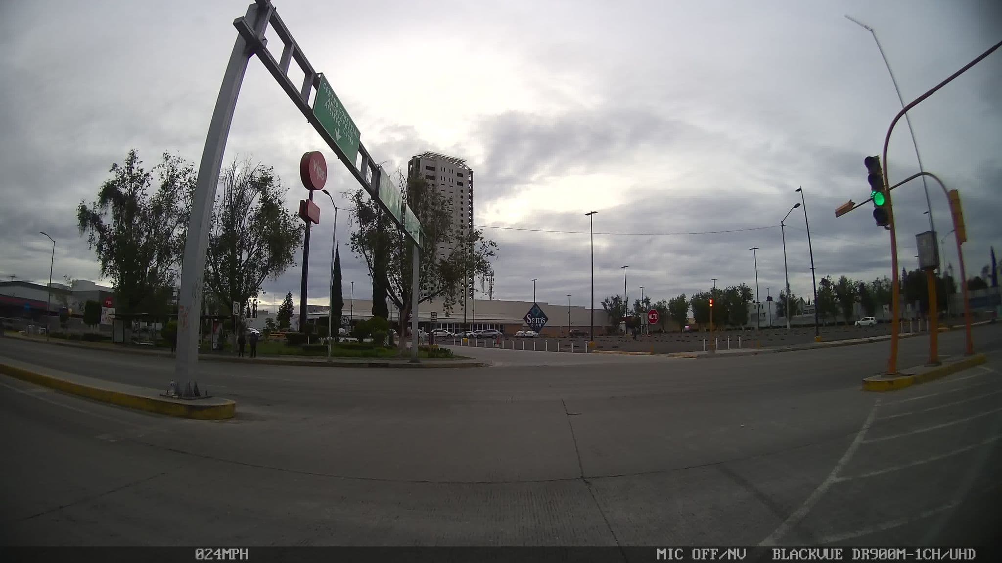 Street view near Hotel reforma 2000, Puebla — © kaart_2 (CC BY-SA · Mapillary)