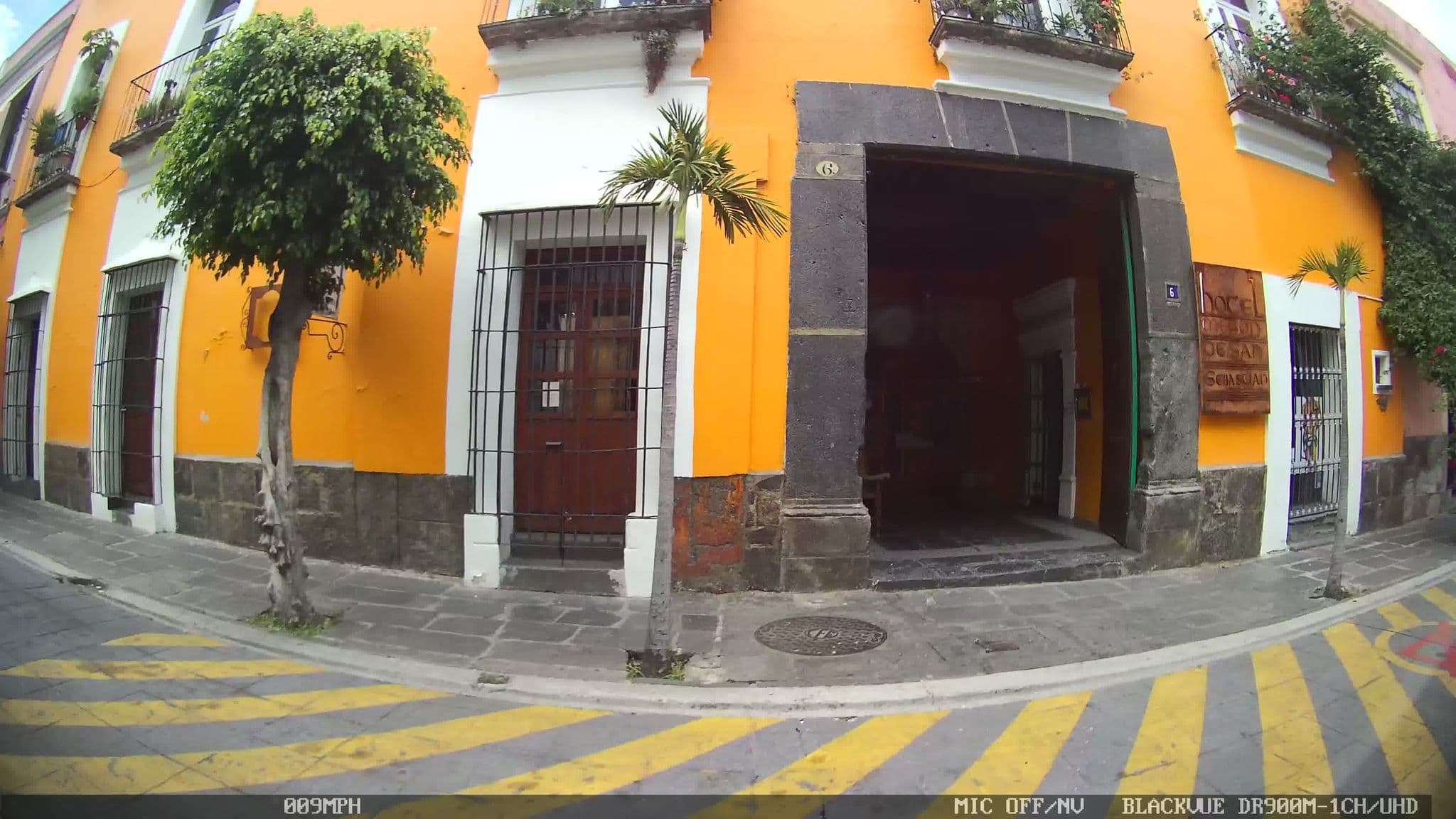 Street view near Mesón de San Sebastián, Puebla — © kaart_4 (CC BY-SA · Mapillary)