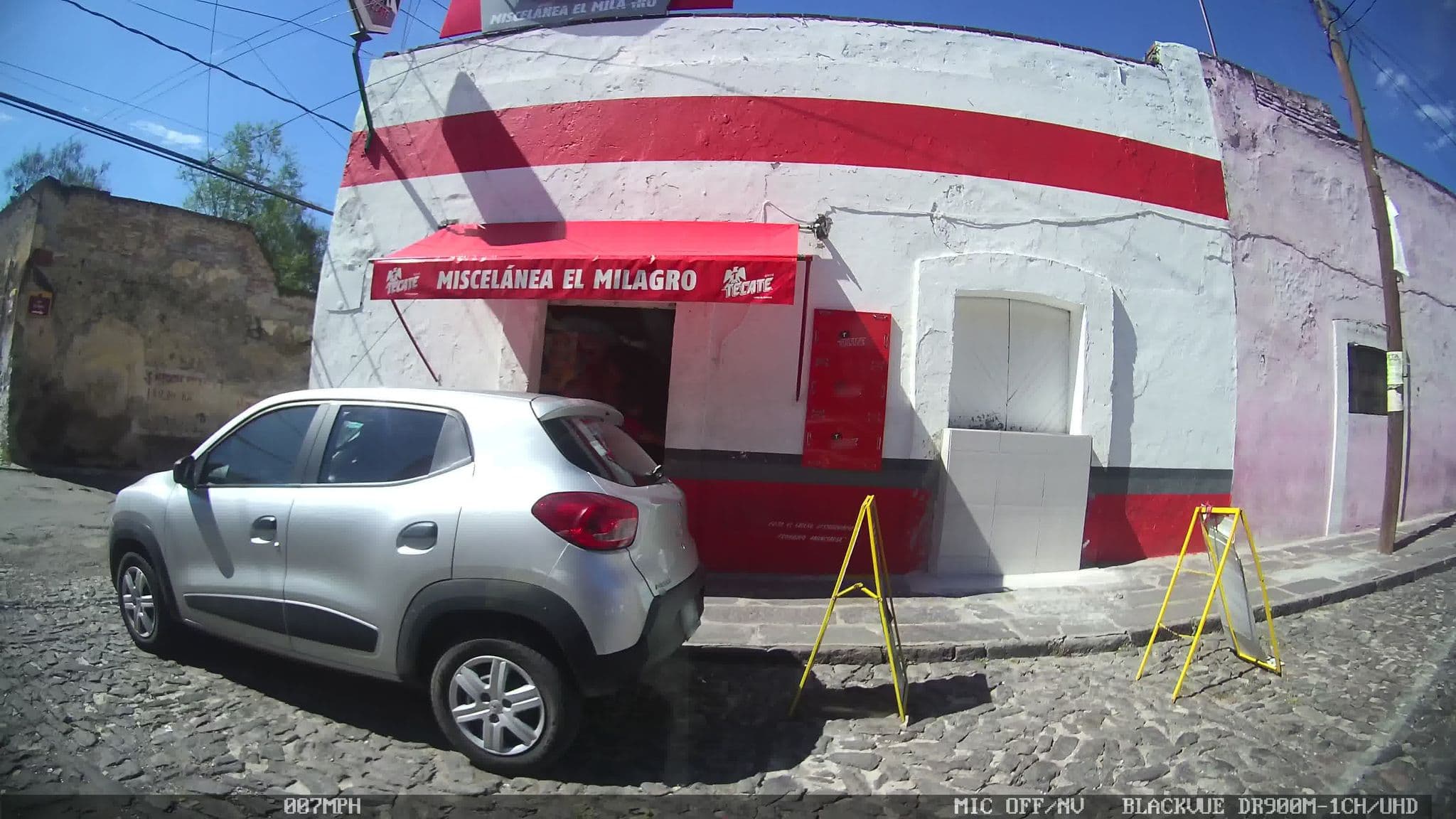 Street view near Pension Aguayo, Puebla — © kaart_4 (CC BY-SA · Mapillary)