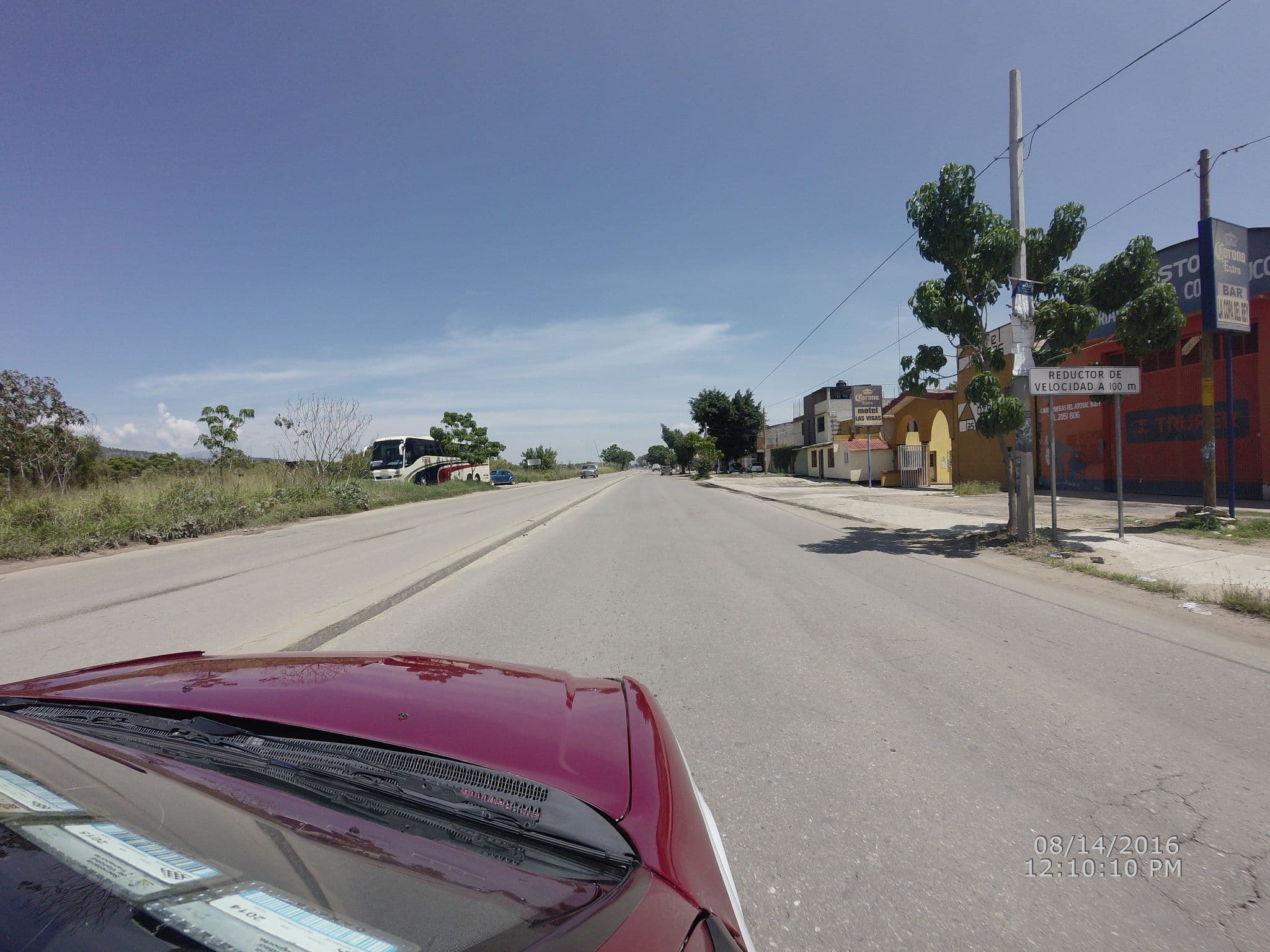 Street view near motel las vegas, San Jacinto Amilpas — © mapeadora (CC BY-SA · Mapillary)