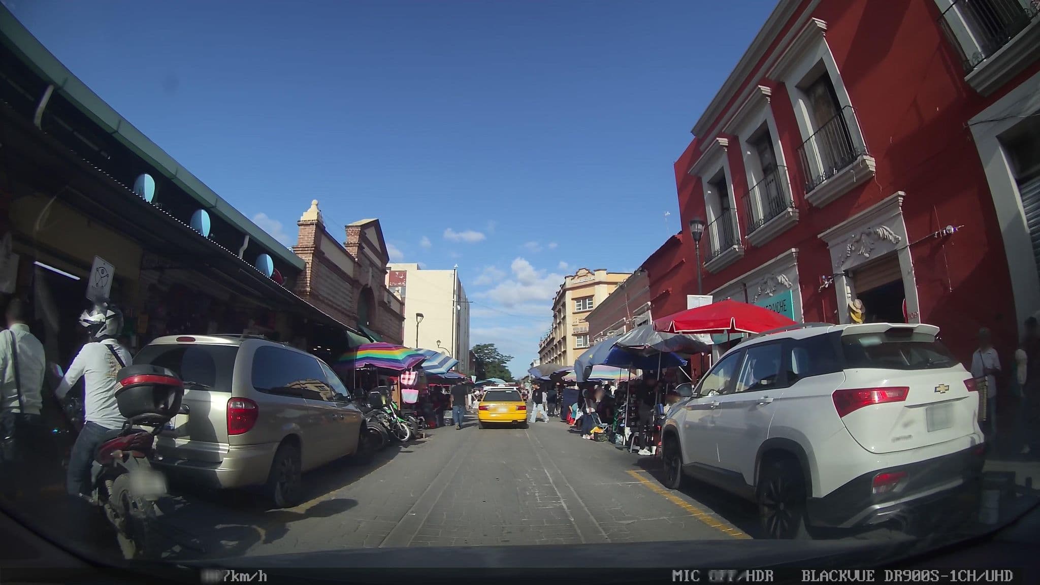 Street view near Hotel Villa Victoria, Oaxaca — © nicovargas (CC BY-SA · Mapillary)