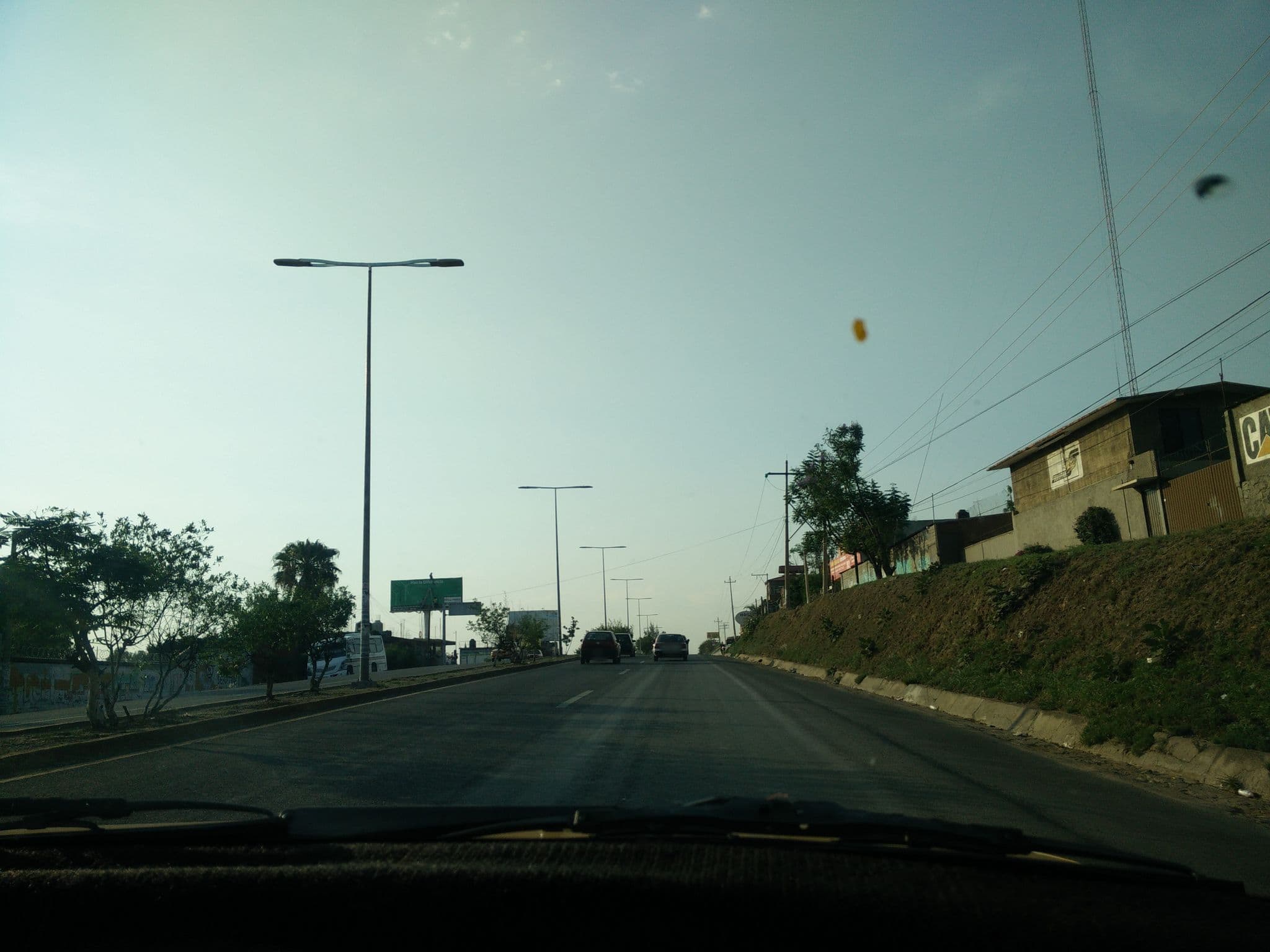 Street view near Hotel Oaxaca Nautilus, San Jacinto Amilpas — © ccossio (CC BY-SA · Mapillary)