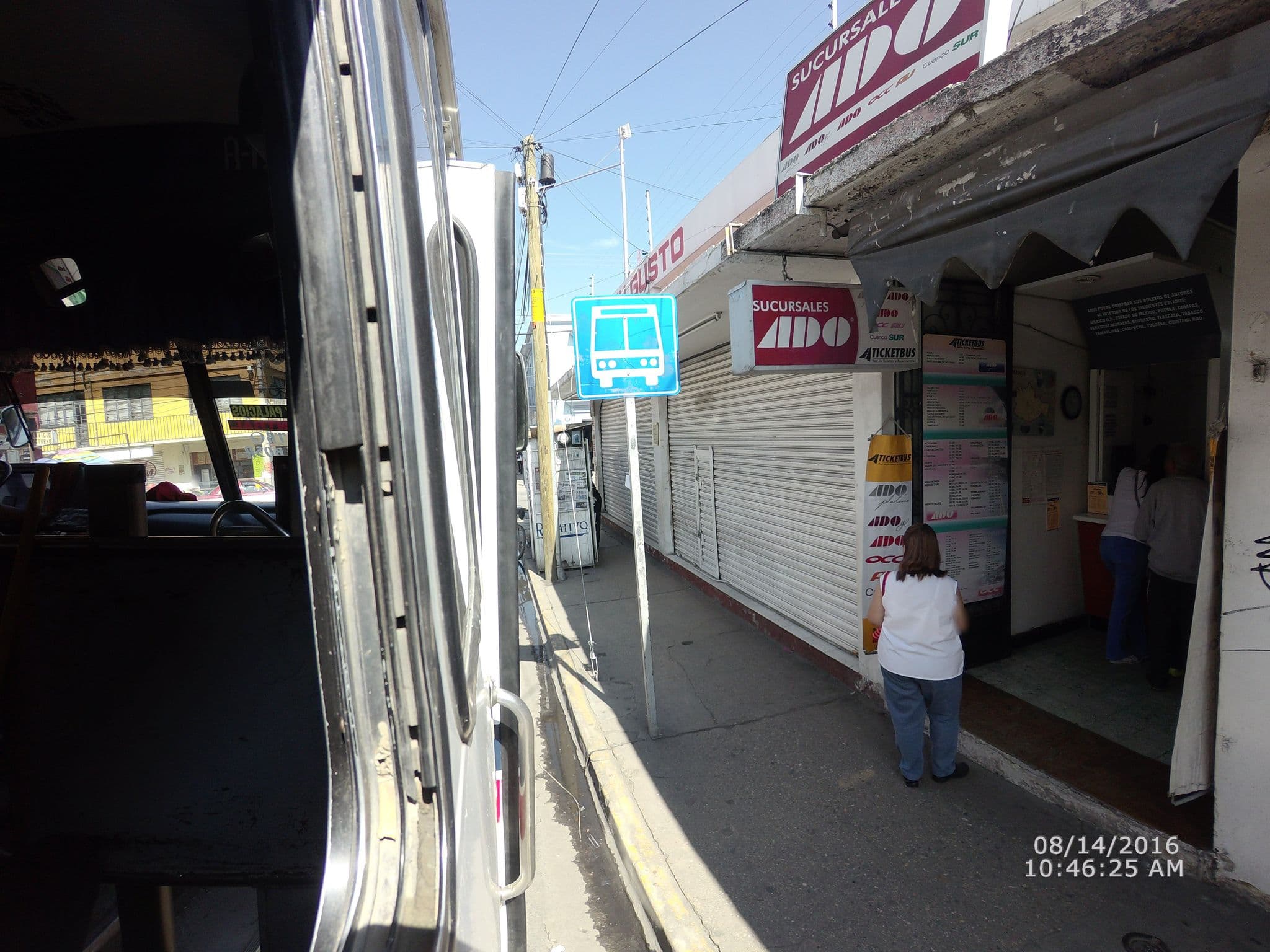 Street view near Hotel Ferri Oaxaca, Oaxaca — © mapeadora (CC BY-SA · Mapillary)