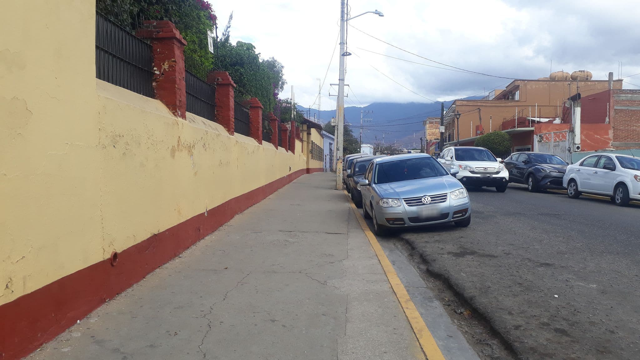 Street view near Marta's Place, Oaxaca — © mapillarymatt (CC BY-SA · Mapillary)