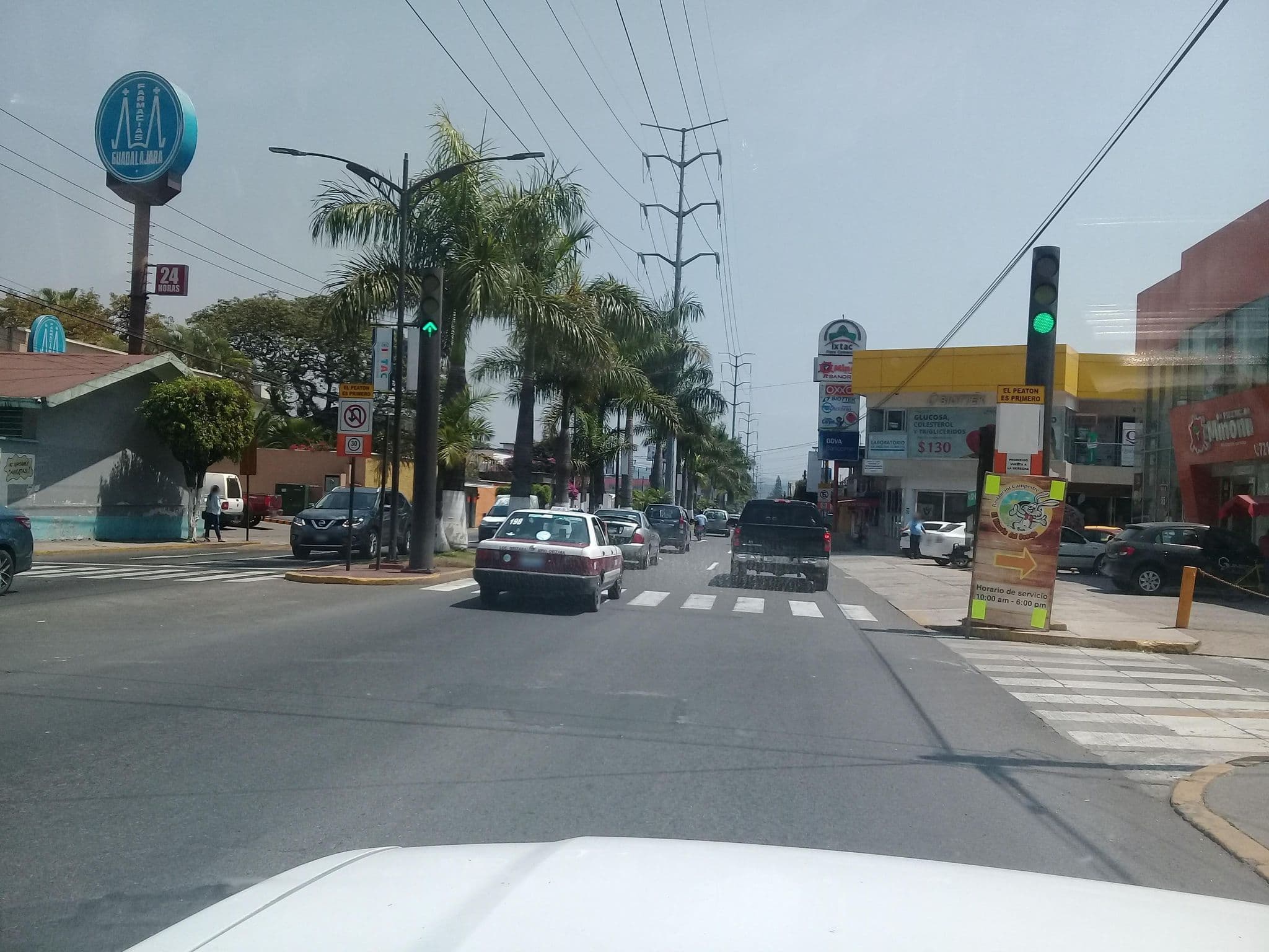 Street view near Hotel Siesta, Ixtaczoquitlán — © viajes (CC BY-SA · Mapillary)
