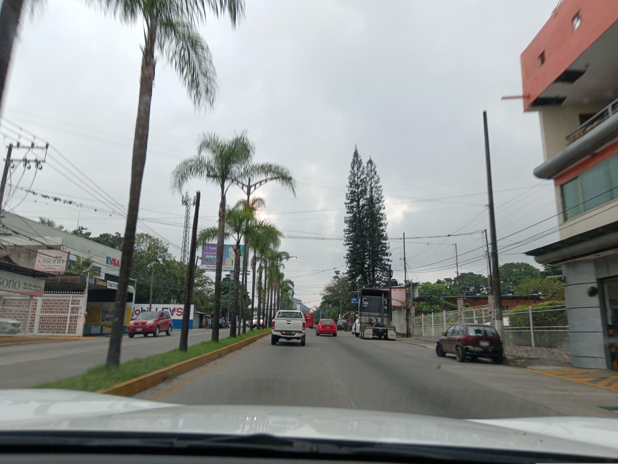 Street view near Auto suite punto G, Peñuela — © KARLA_ELIZALDE (CC BY-SA · Mapillary)