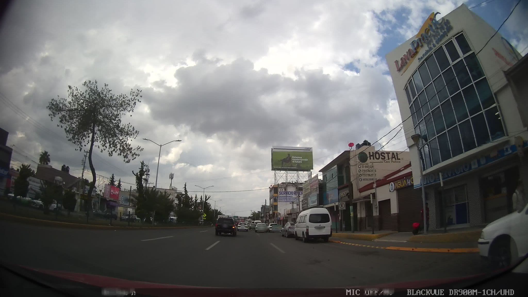 Street view near Hostal Casa De Huespedes, Pachuca de Soto — © kaart_1 (CC BY-SA · Mapillary)