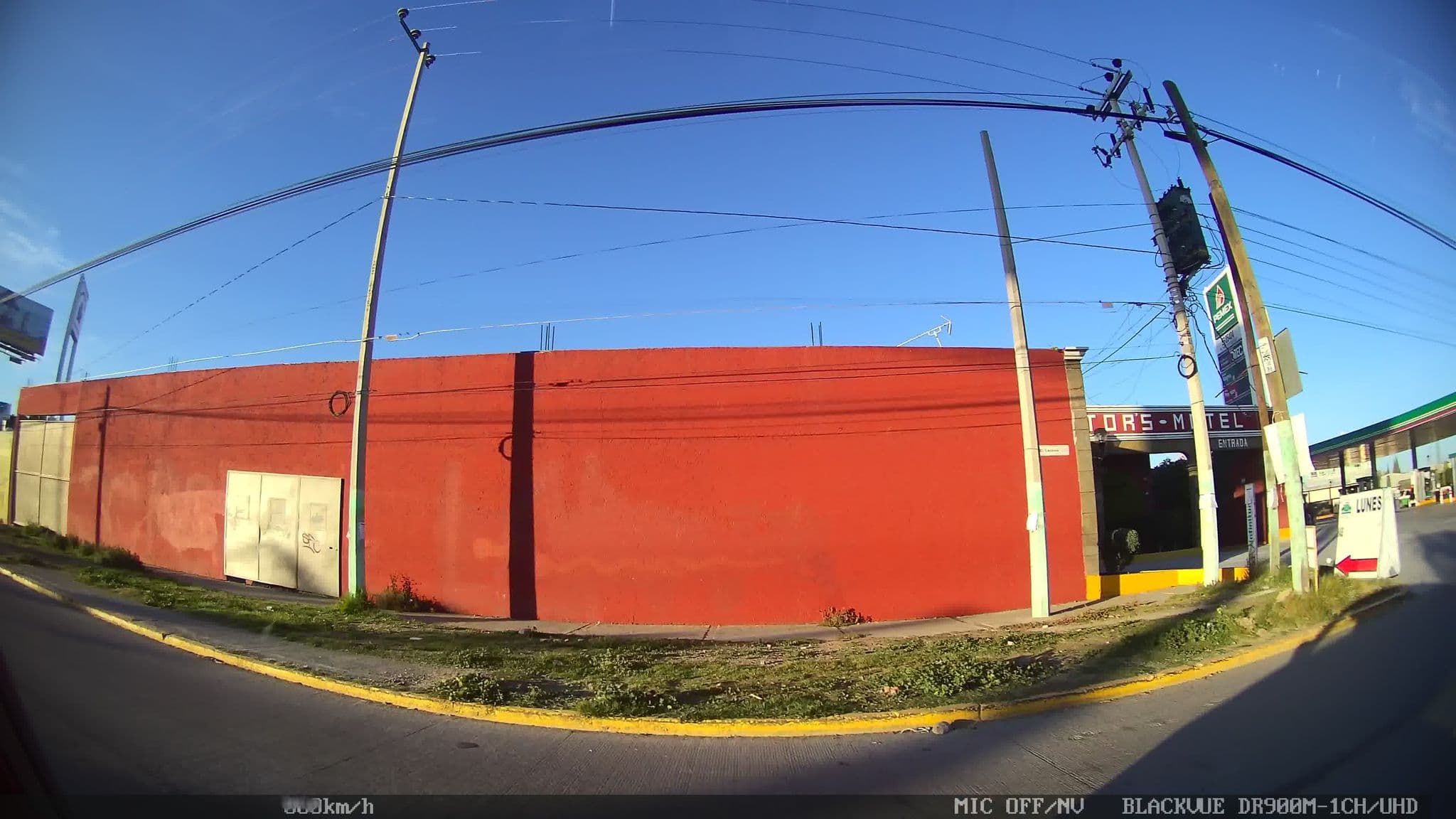 Street view near Francisco Alfonso Garcia Manzano Shepard, Pachuca de Soto — © kaart_1 (CC BY-SA · Mapillary)