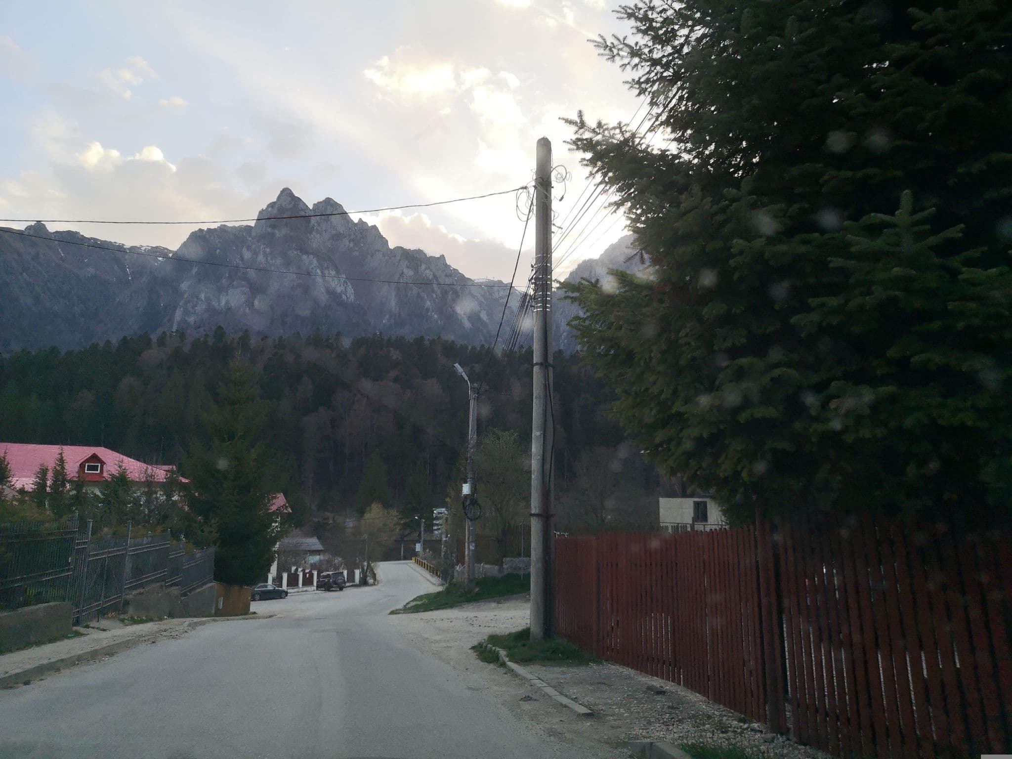 Street view near Vila Gabriela, Buşteni — © moon4 (CC BY-SA · Mapillary)