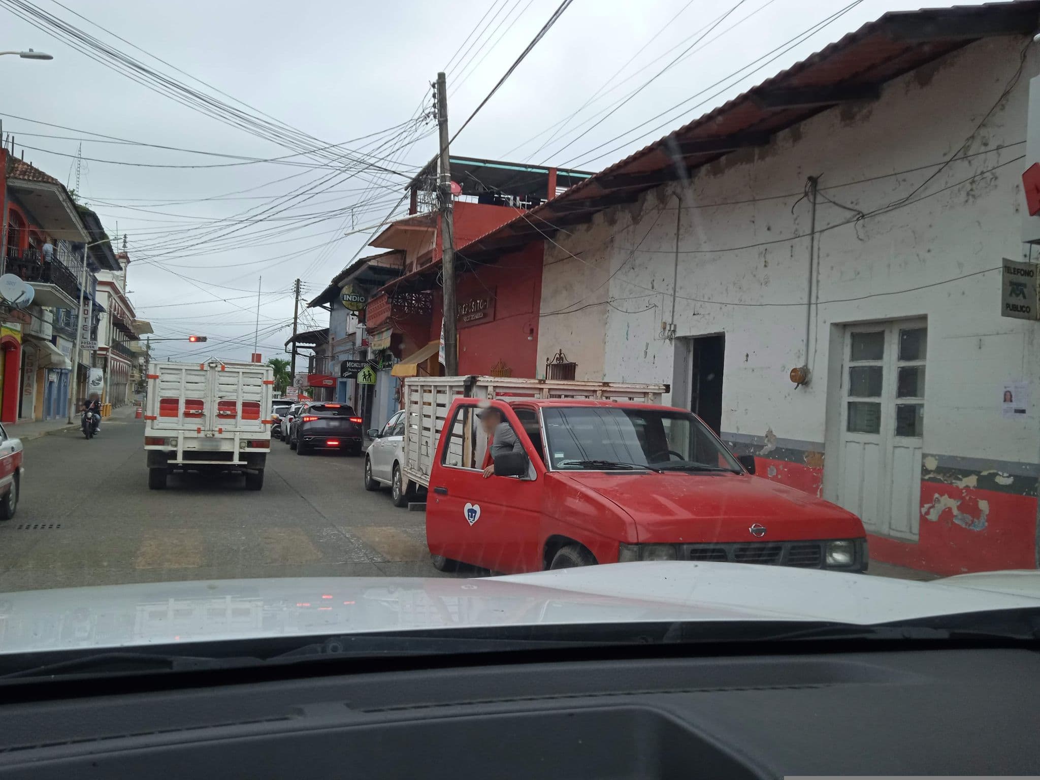 Street view near Hotel los Arcos, Tlapacoyan — © edisunza (CC BY-SA · Mapillary)