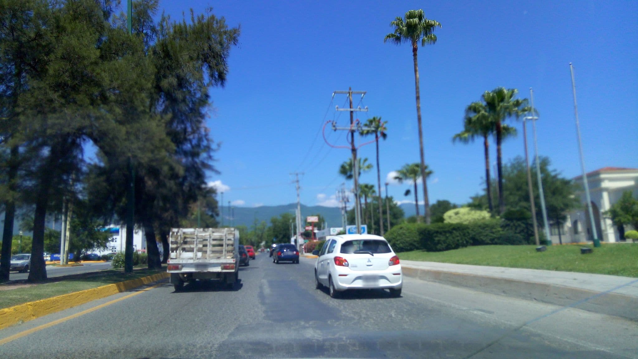 Street view near iStay Hotel Ciudad Victoria, Ciudad Victoria — © fjavalosza (CC BY-SA · Mapillary)