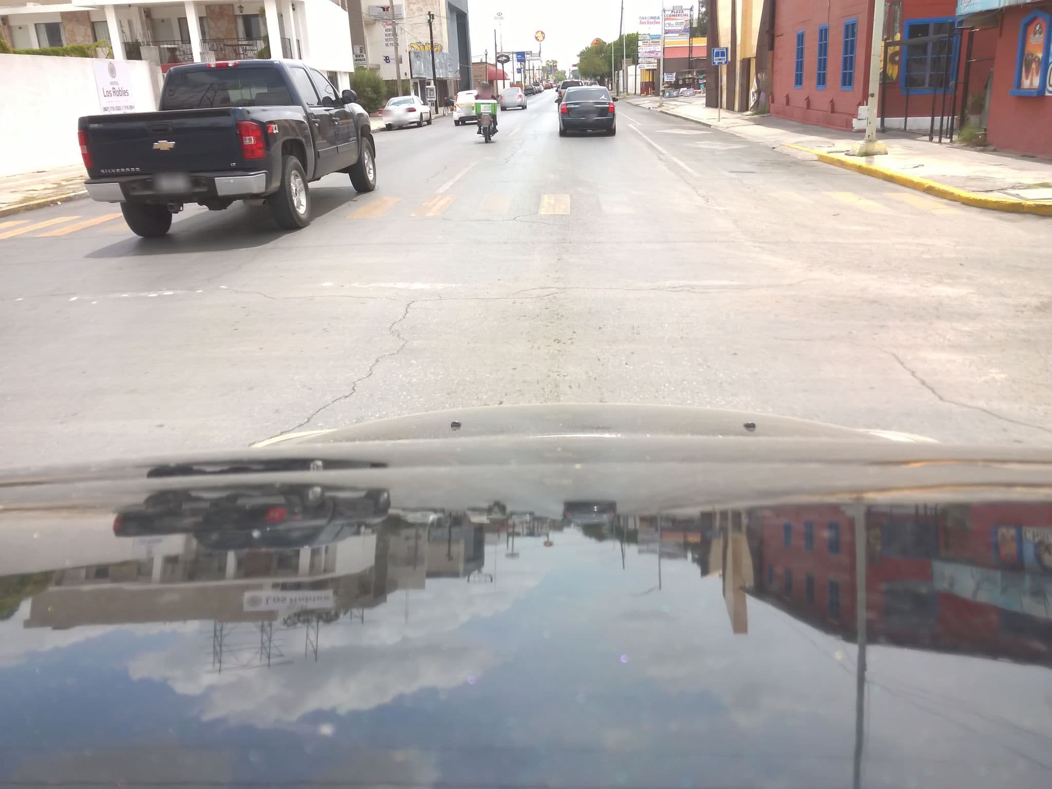 Street view near Chapa Garza Aurora, Nuevo Laredo — © jmartinez91 (CC BY-SA · Mapillary)
