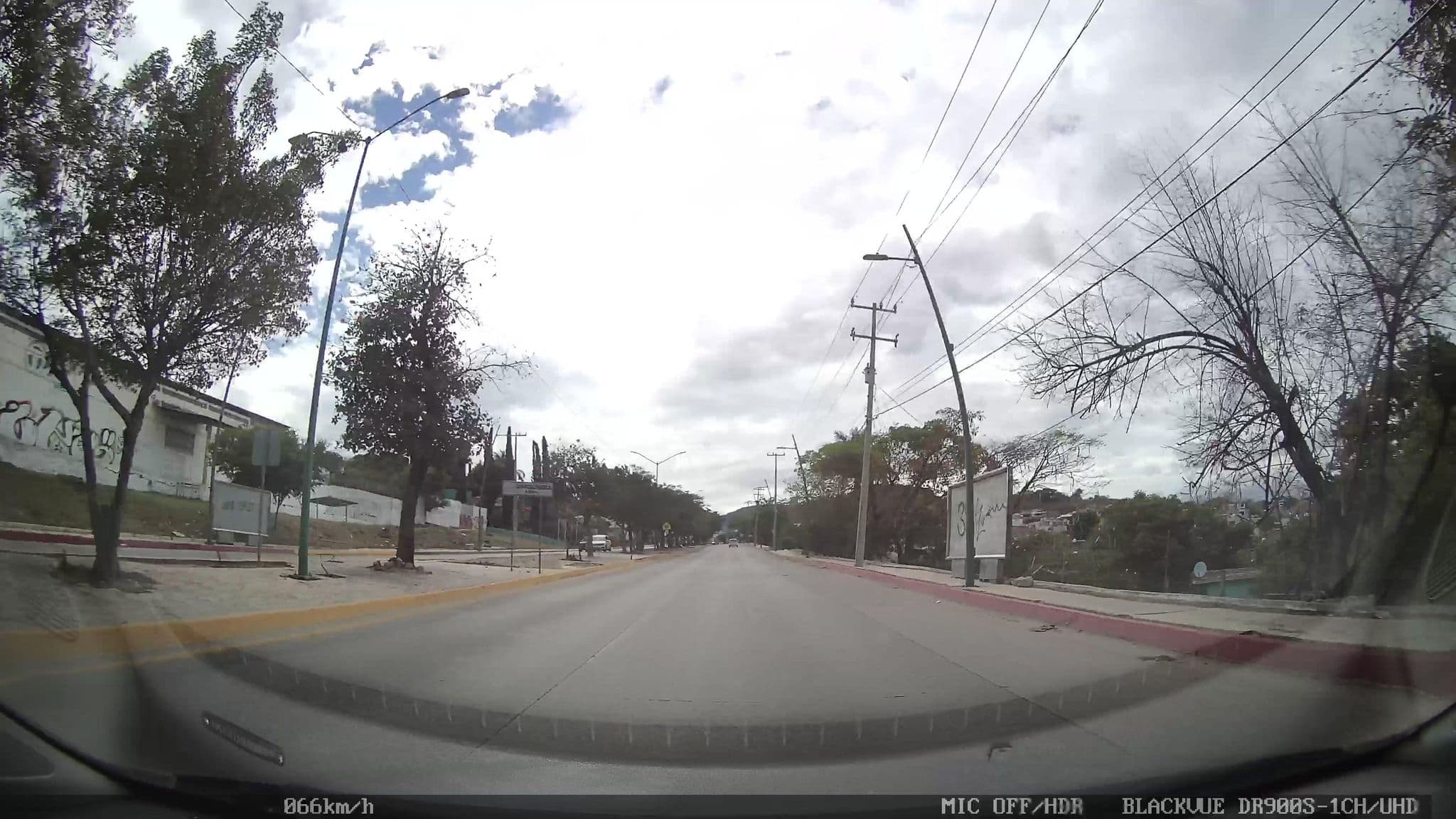 Street view near dubai Plus, Tuxtla — © nicovargas (CC BY-SA · Mapillary)