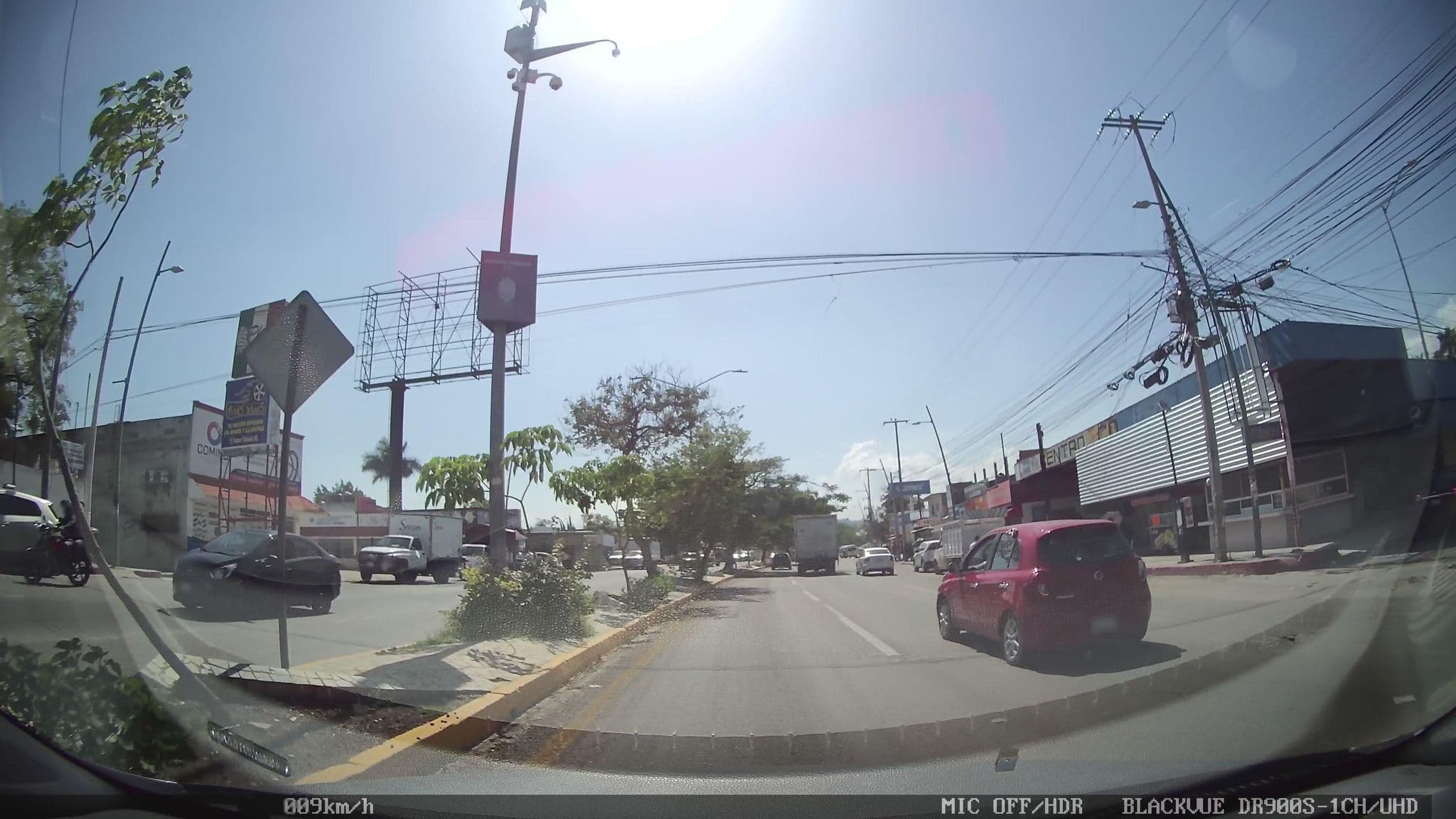 Street view near Logistica y Abastecimiento de Chiapas, Tuxtla — © nicovargas (CC BY-SA · Mapillary)
