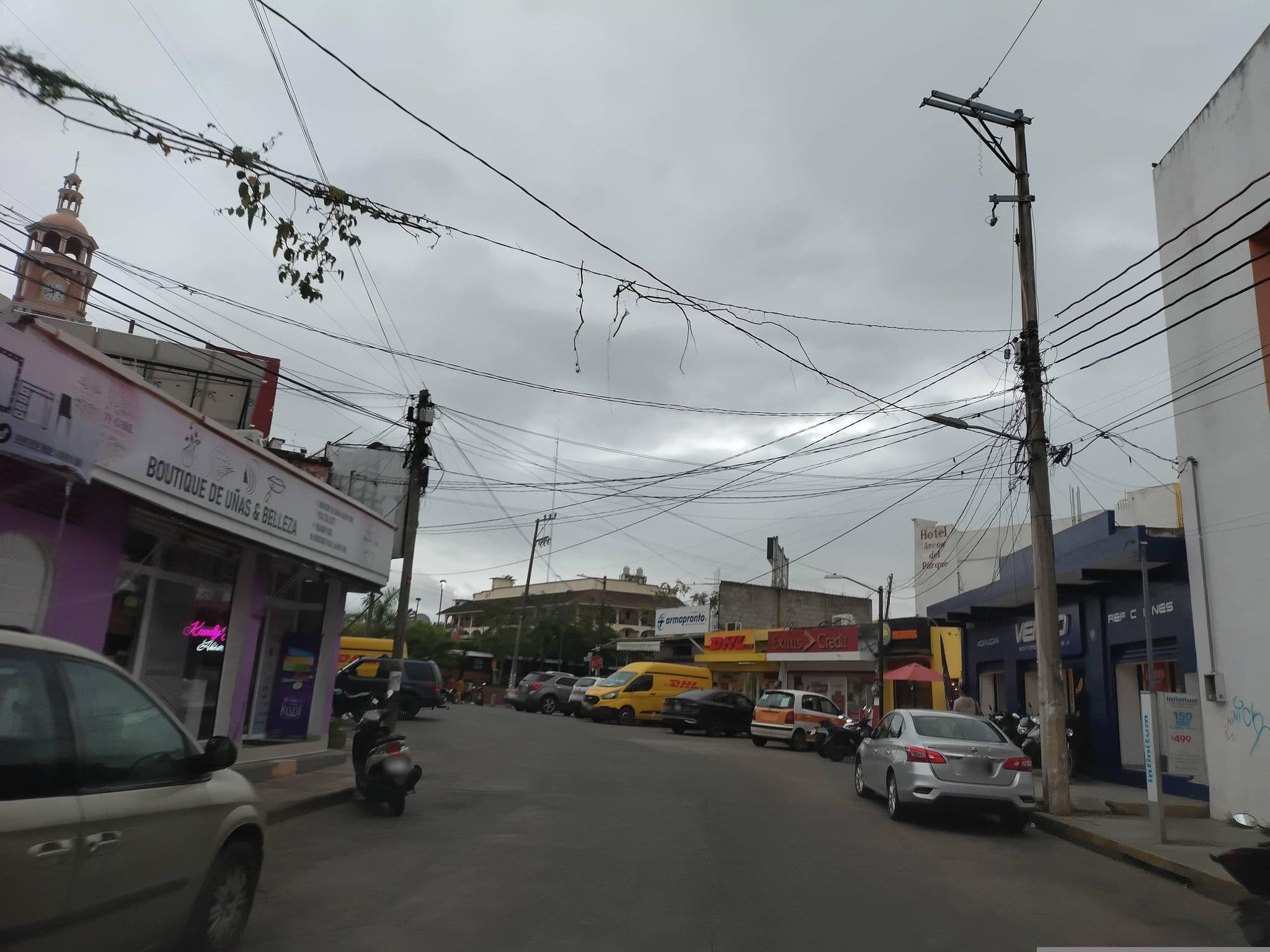 Street view near Hotel San Jose de Acayucan, Acayucan — © cu_CARTOGRAFIA (CC BY-SA · Mapillary)