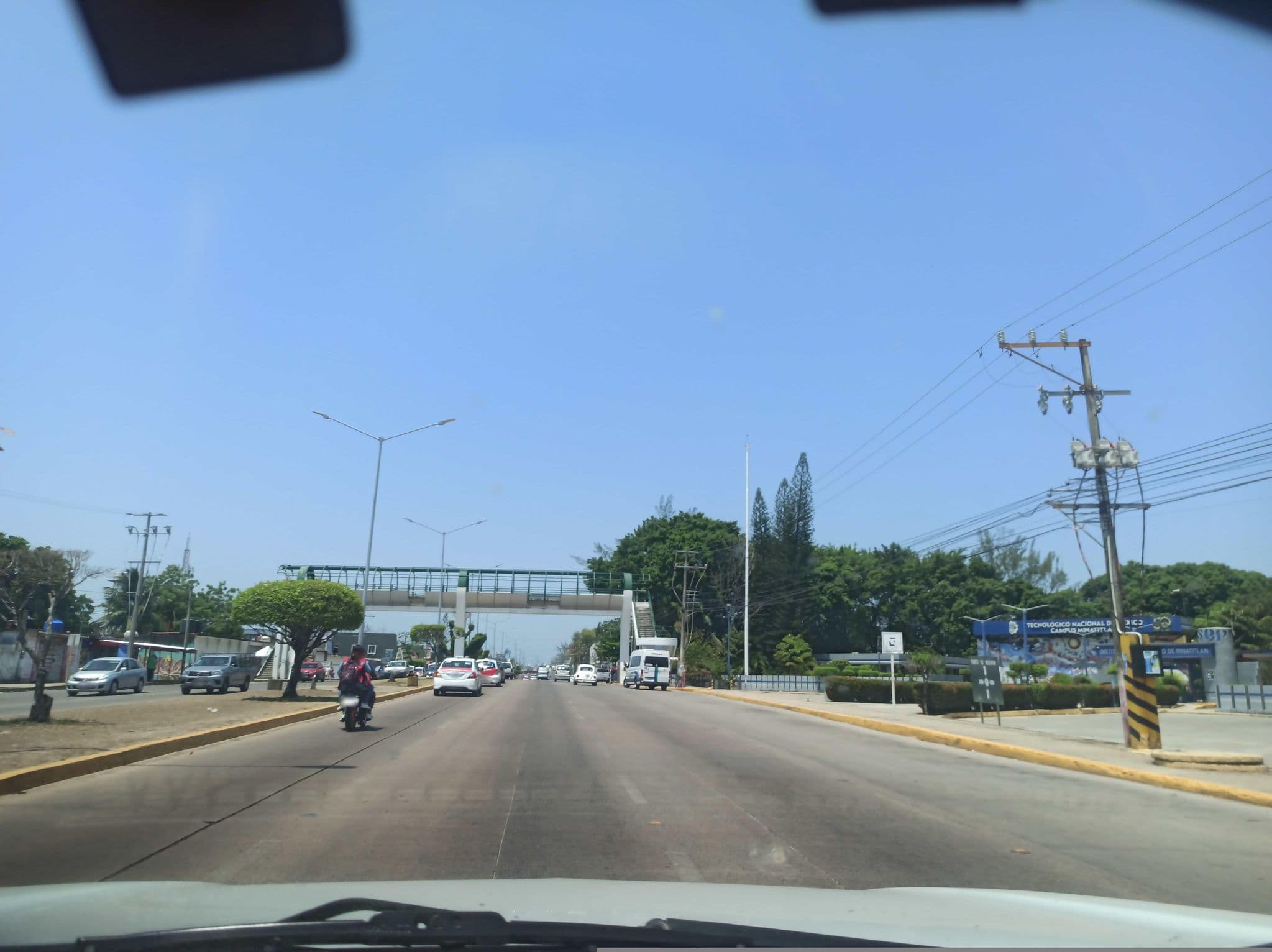 Street view near Motel Express, Minatitlán — © cu_CARTOGRAFIA (CC BY-SA · Mapillary)