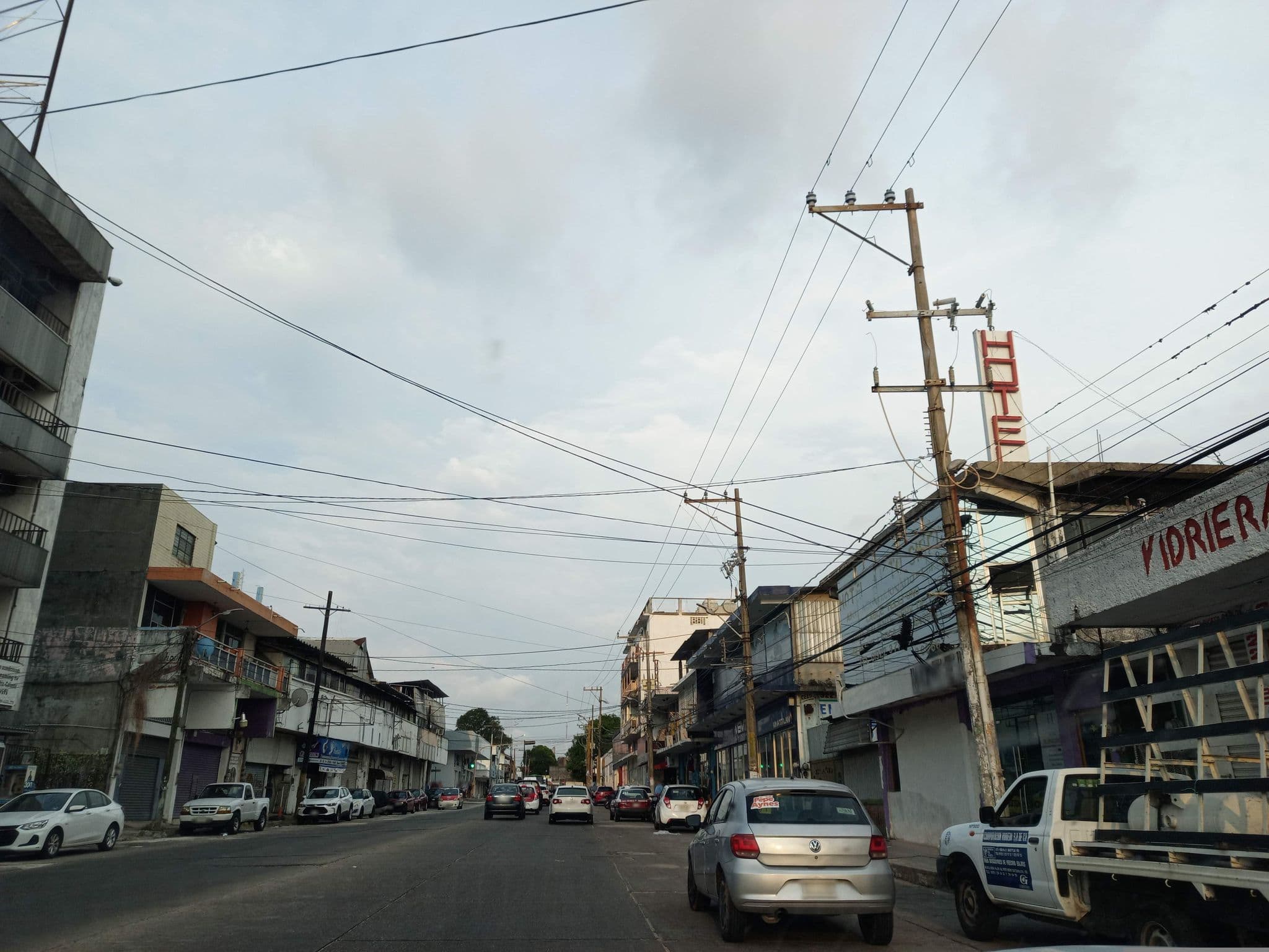 Street view near Hotel Justo Sierra, Minatitlán — © KARLA_ELIZALDE (CC BY-SA · Mapillary)