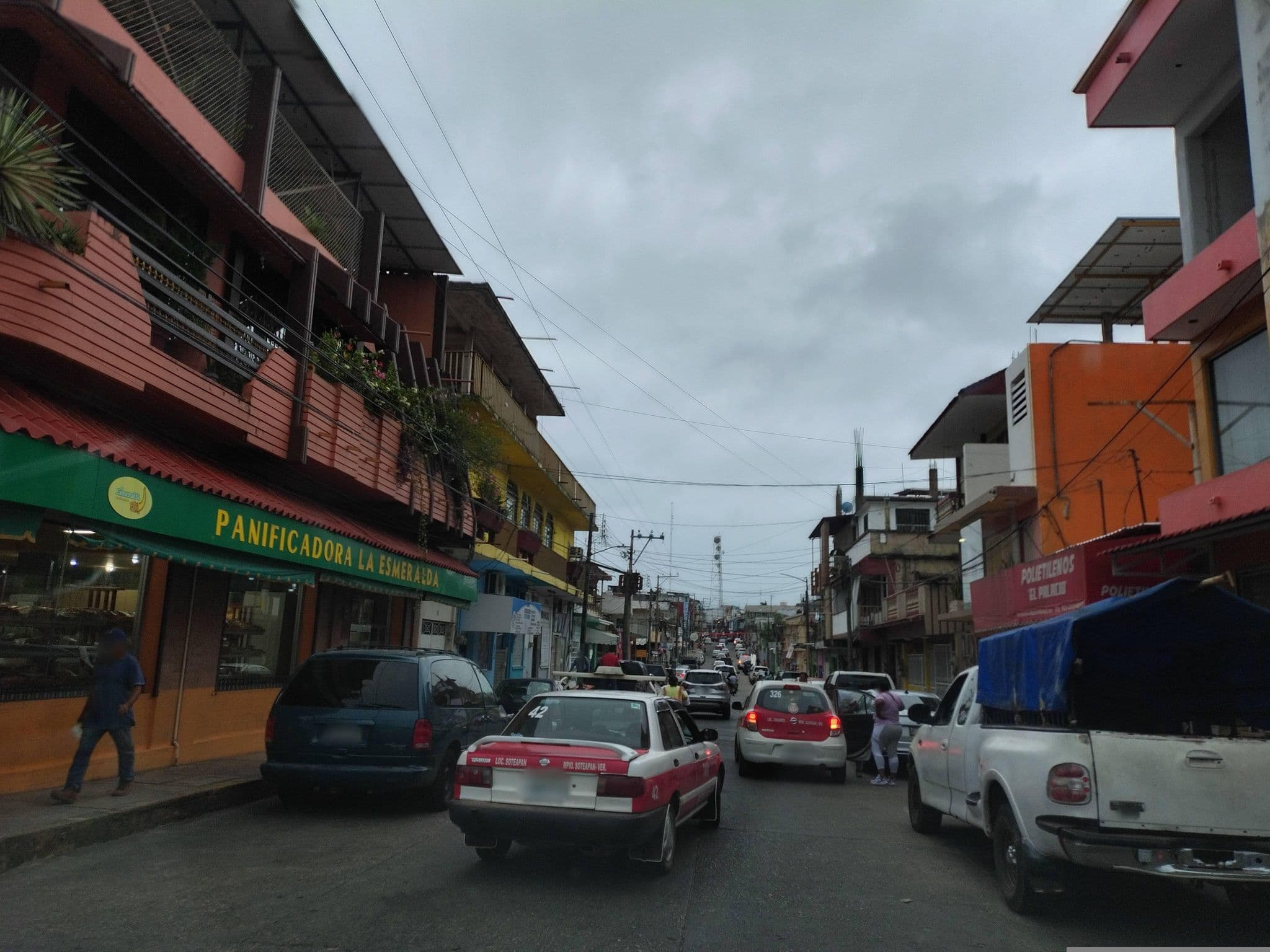 Street view near Hotel Jesymar, Acayucan — © cu_CARTOGRAFIA (CC BY-SA · Mapillary)