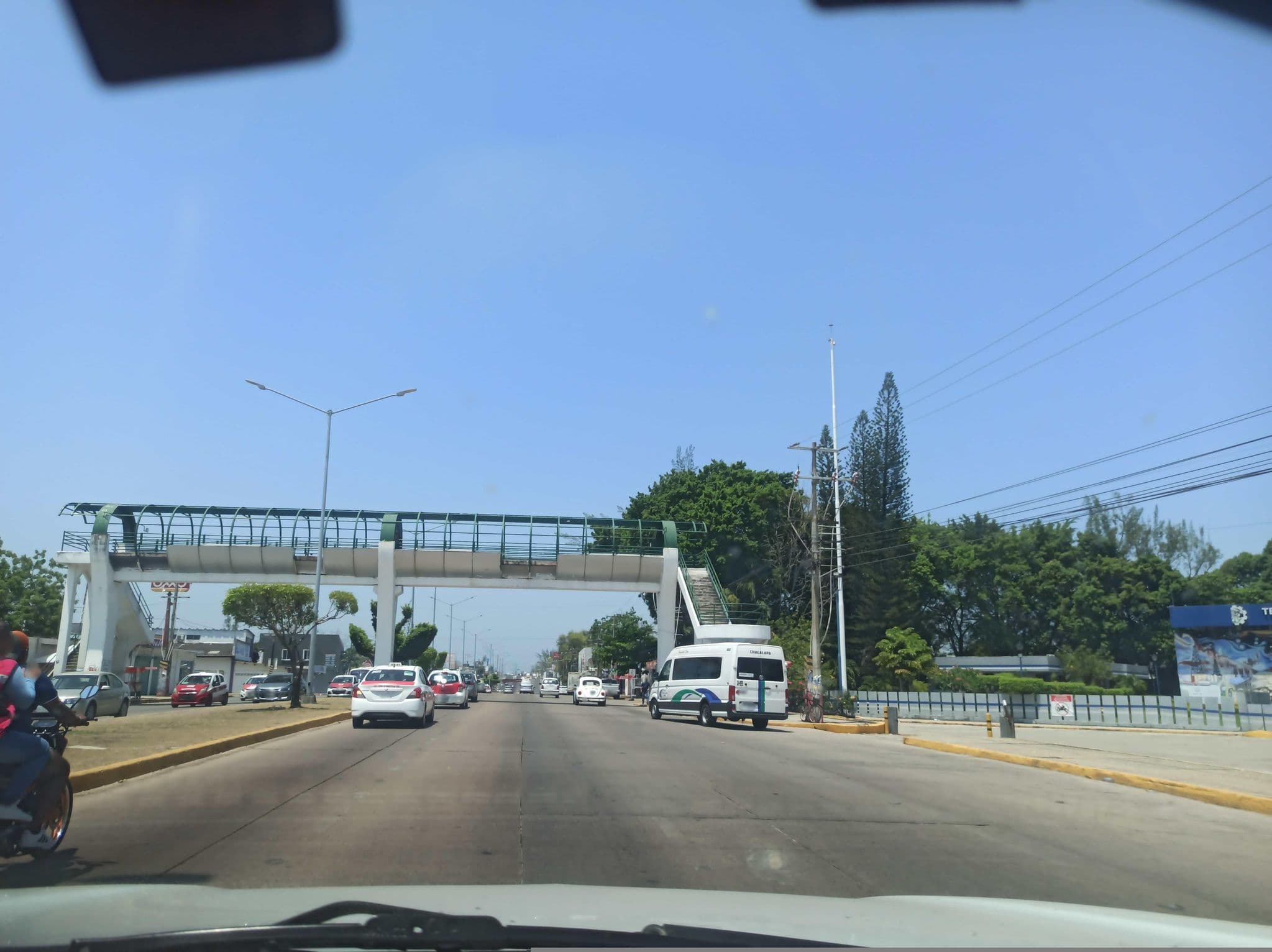 Street view near Motel Posadas Jardin, Minatitlán — © cu_CARTOGRAFIA (CC BY-SA · Mapillary)