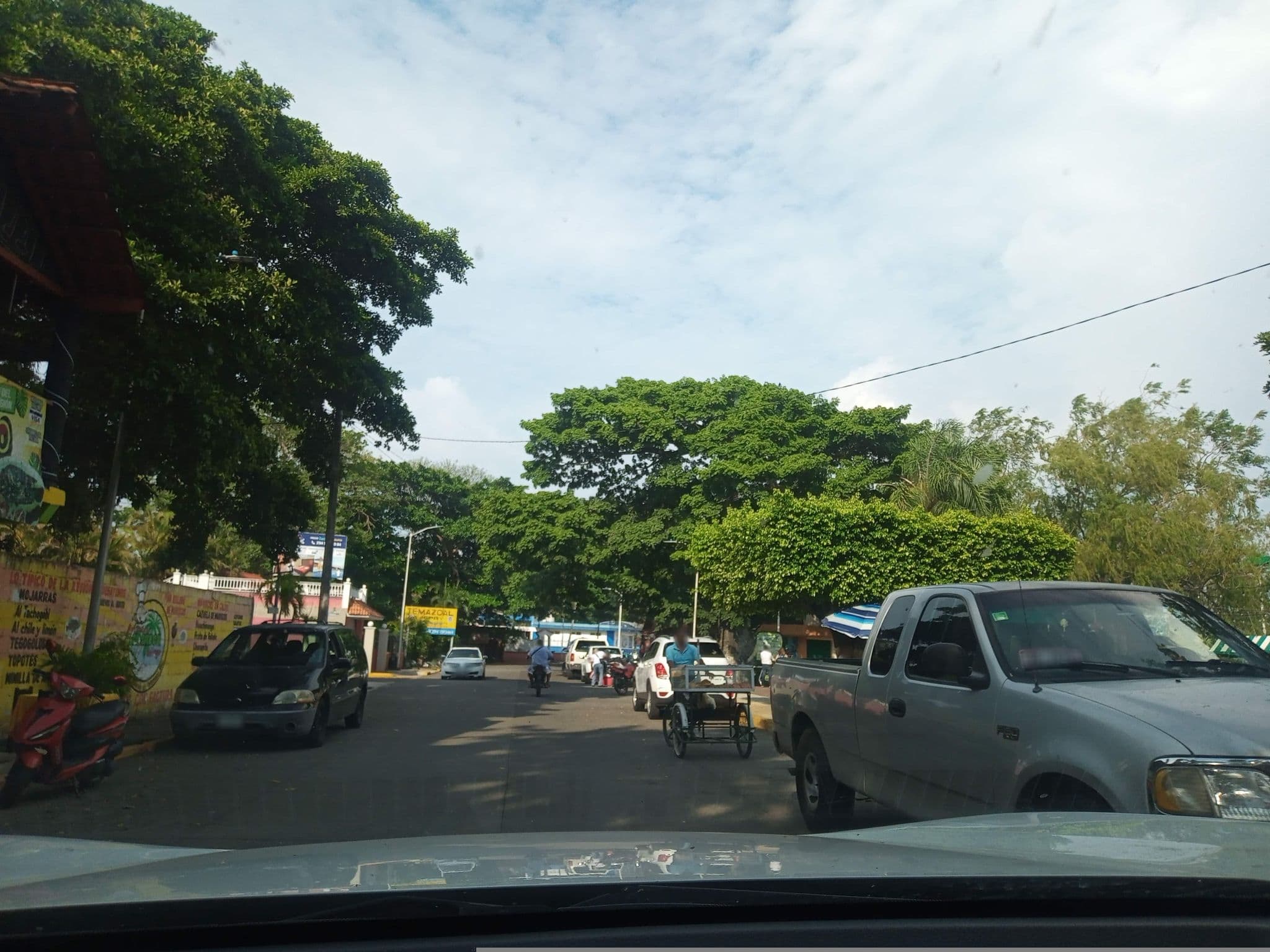 Street view near Hotel Playita en Catemaco, Catemaco — © edisunza (CC BY-SA · Mapillary)