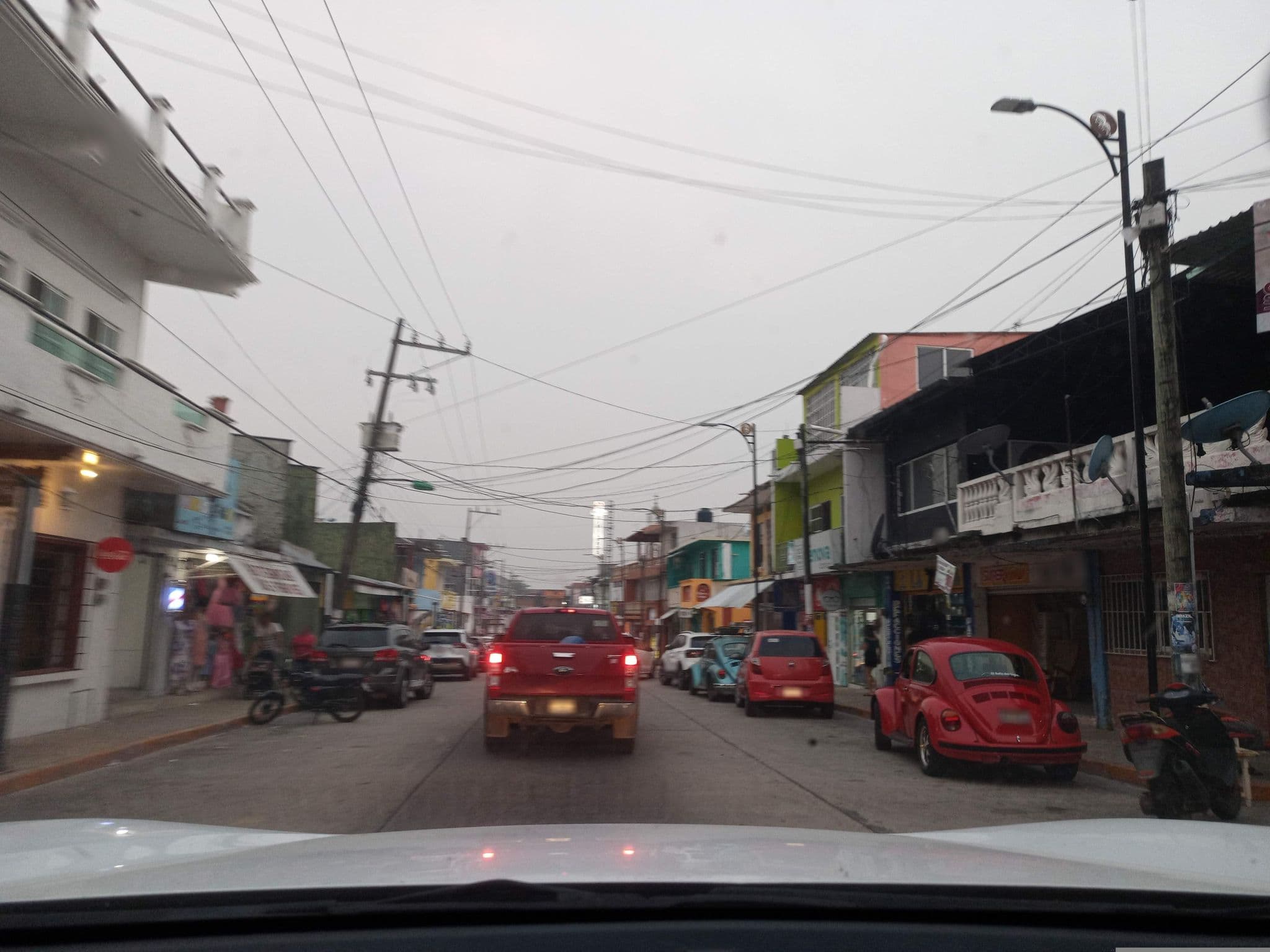 Street view near hotel Villa Paraiso, Las Choapas — © KARLA_ELIZALDE (CC BY-SA · Mapillary)