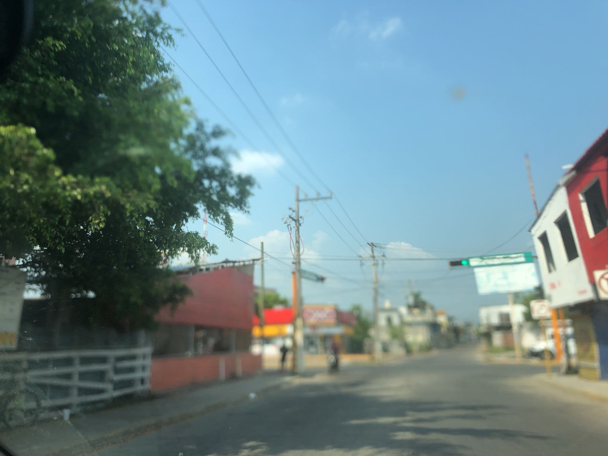 Street view near Burj Al Arab, Cárdenas — © analaura90 (CC BY-SA · Mapillary)