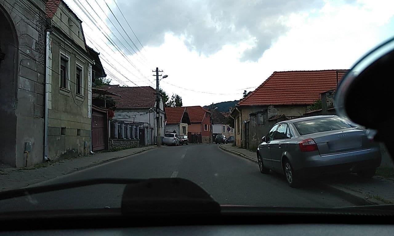 Street view near Casa Vânătorului, Sighișoara — © tavi (CC BY-SA · Mapillary)