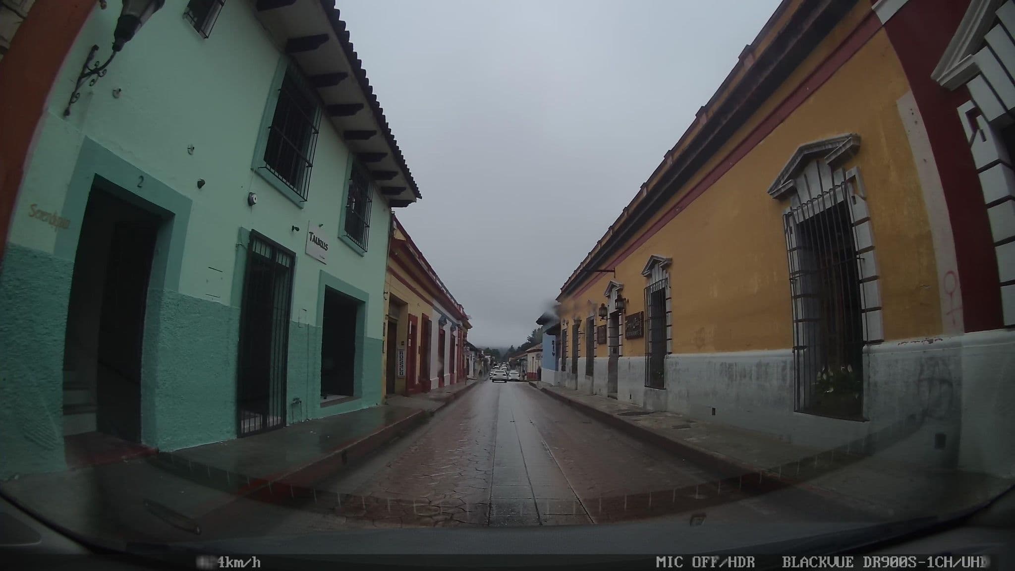 Street view near Posada Juvenil Youth Hostel, San Cristóbal de las Casas — © nicovargas (CC BY-SA · Mapillary)