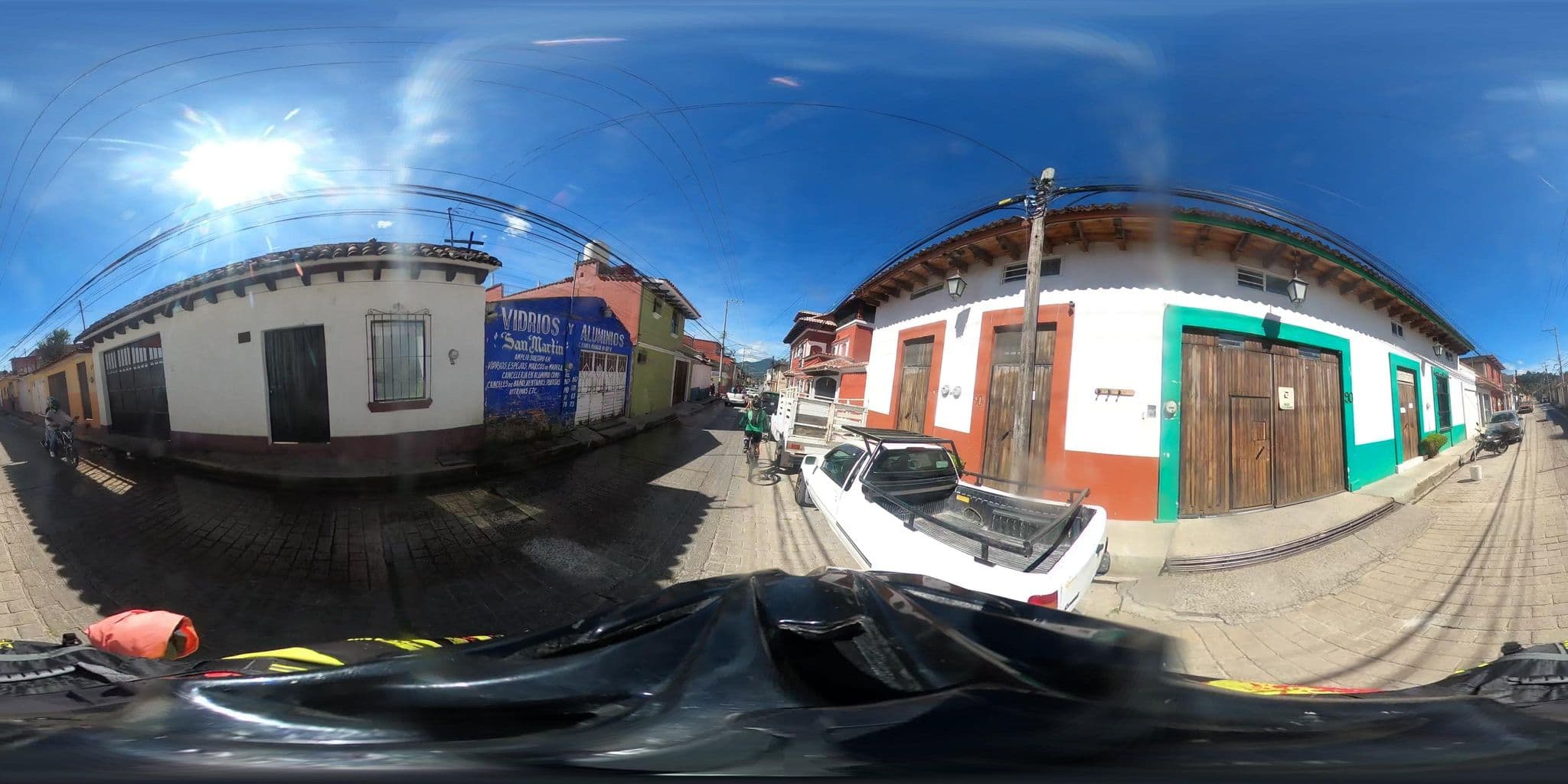Street view near Yaxkin Hostel San Cristobal, San Cristóbal de las Casas — © nicovargas (CC BY-SA · Mapillary)