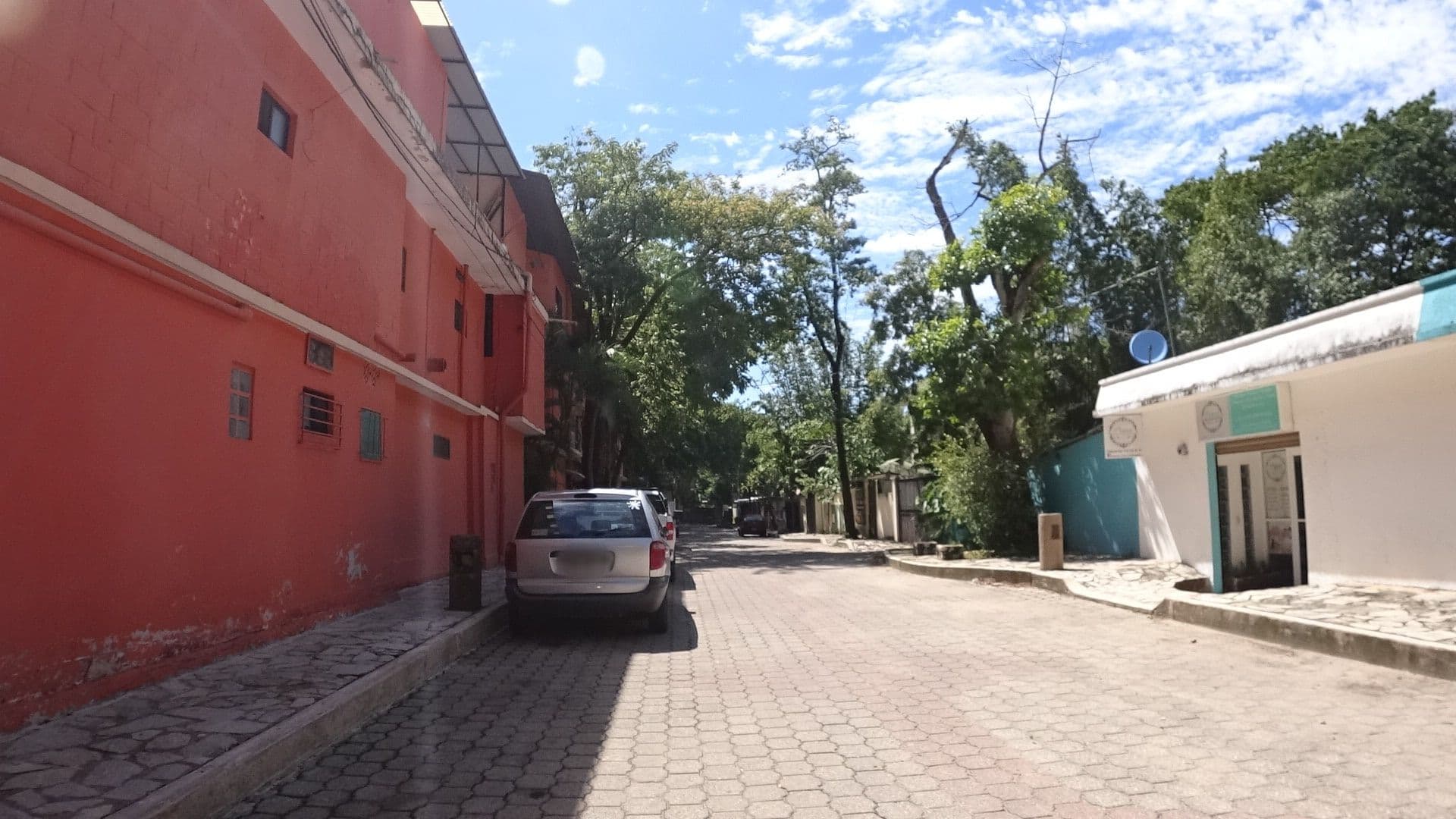 Street view near Hotel Posada La Cañada, Palenque — © z0rg (CC BY-SA · Mapillary)