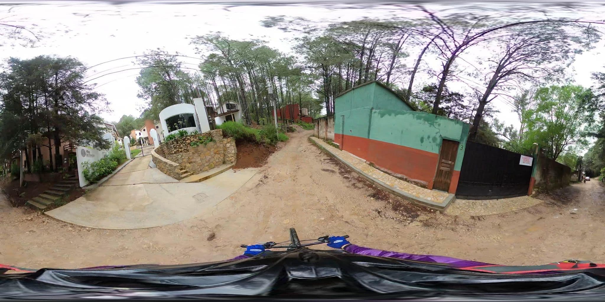 Street view near Villas Del Bosque, San Cristóbal de las Casas — © nicovargas (CC BY-SA · Mapillary)
